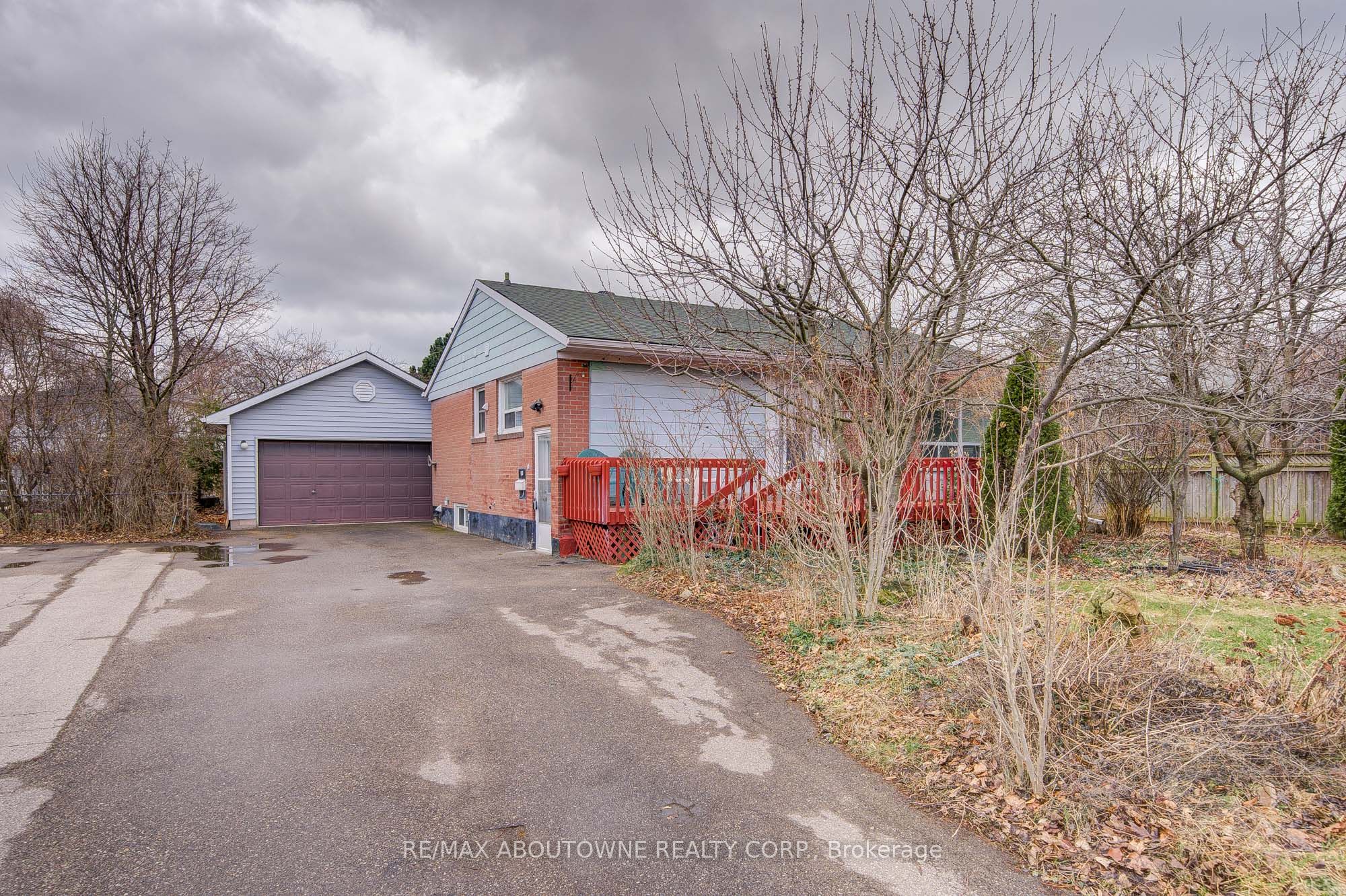 #upper - 92 Miller Road Property Photo