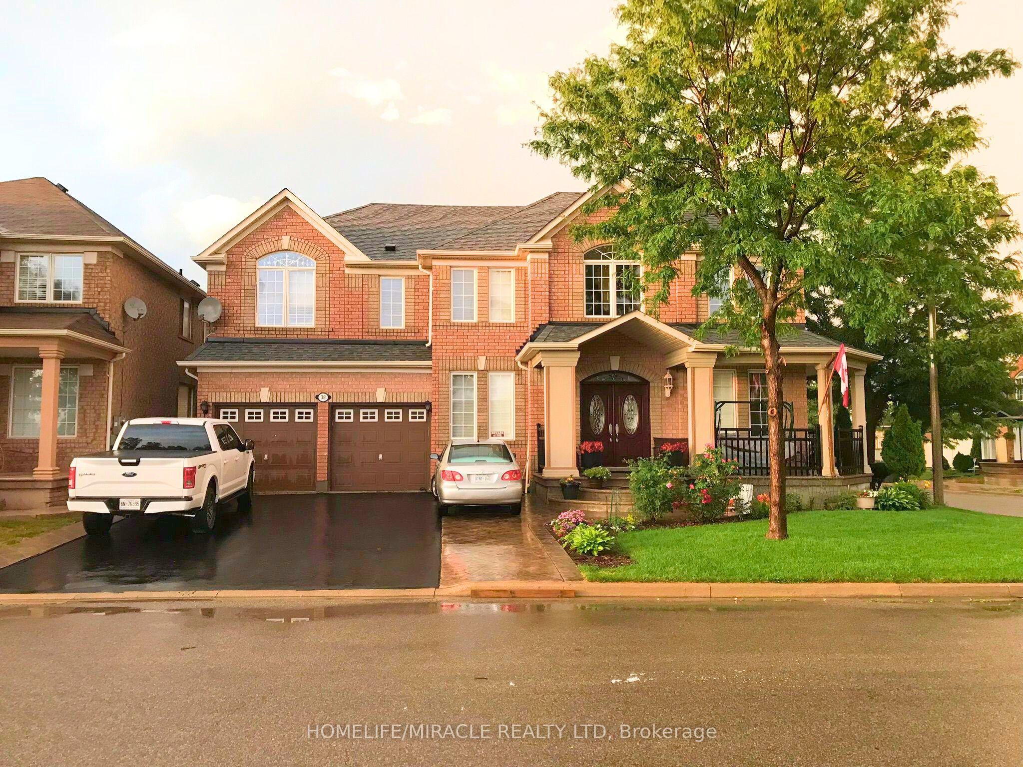 38 Sparta Dr Property Photo