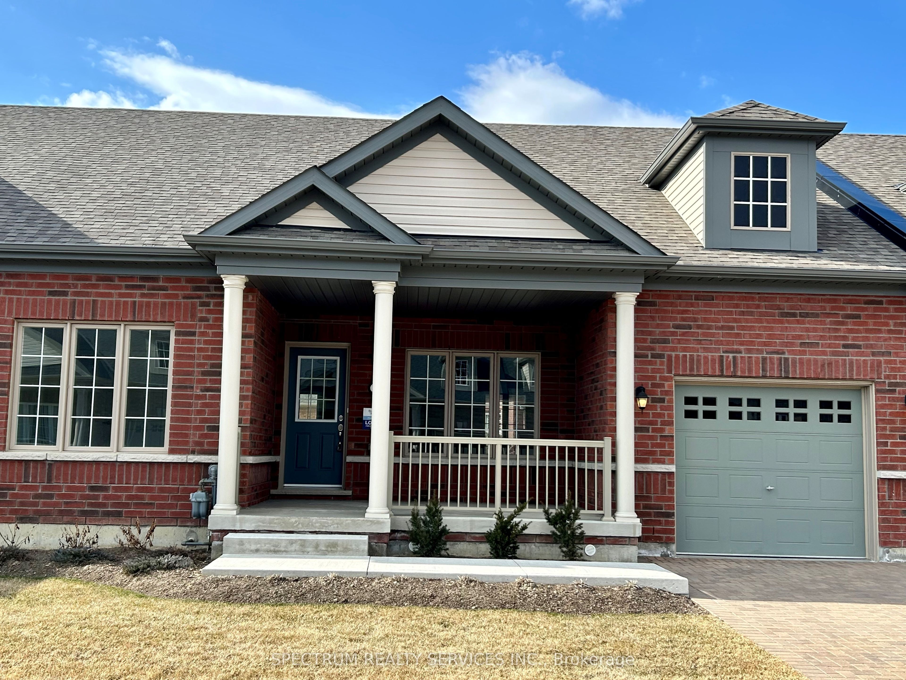 Gravenhurst High School, Bmlss, Real Estate Listings Main Image