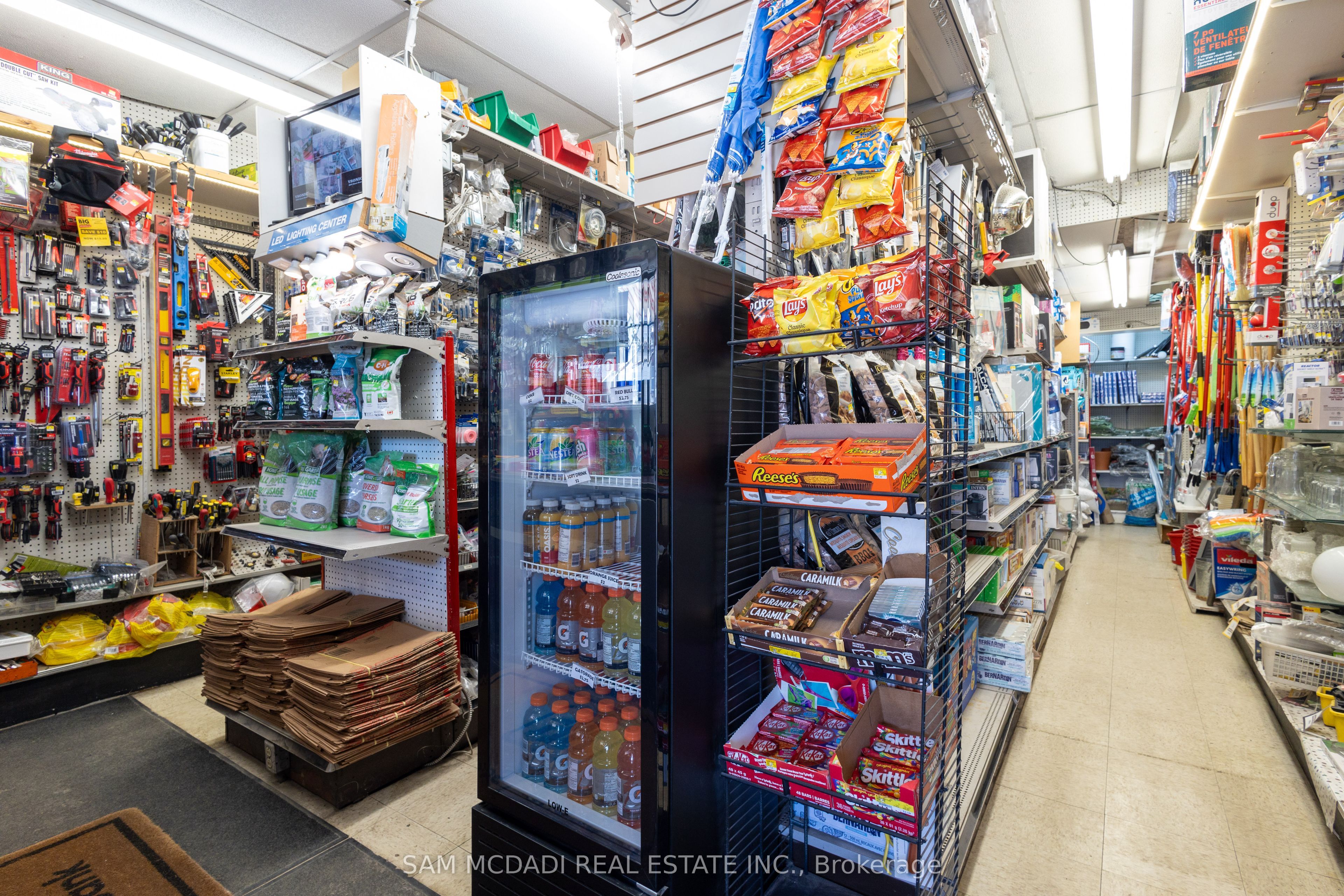1212 Dufferin Street Property Photo 2