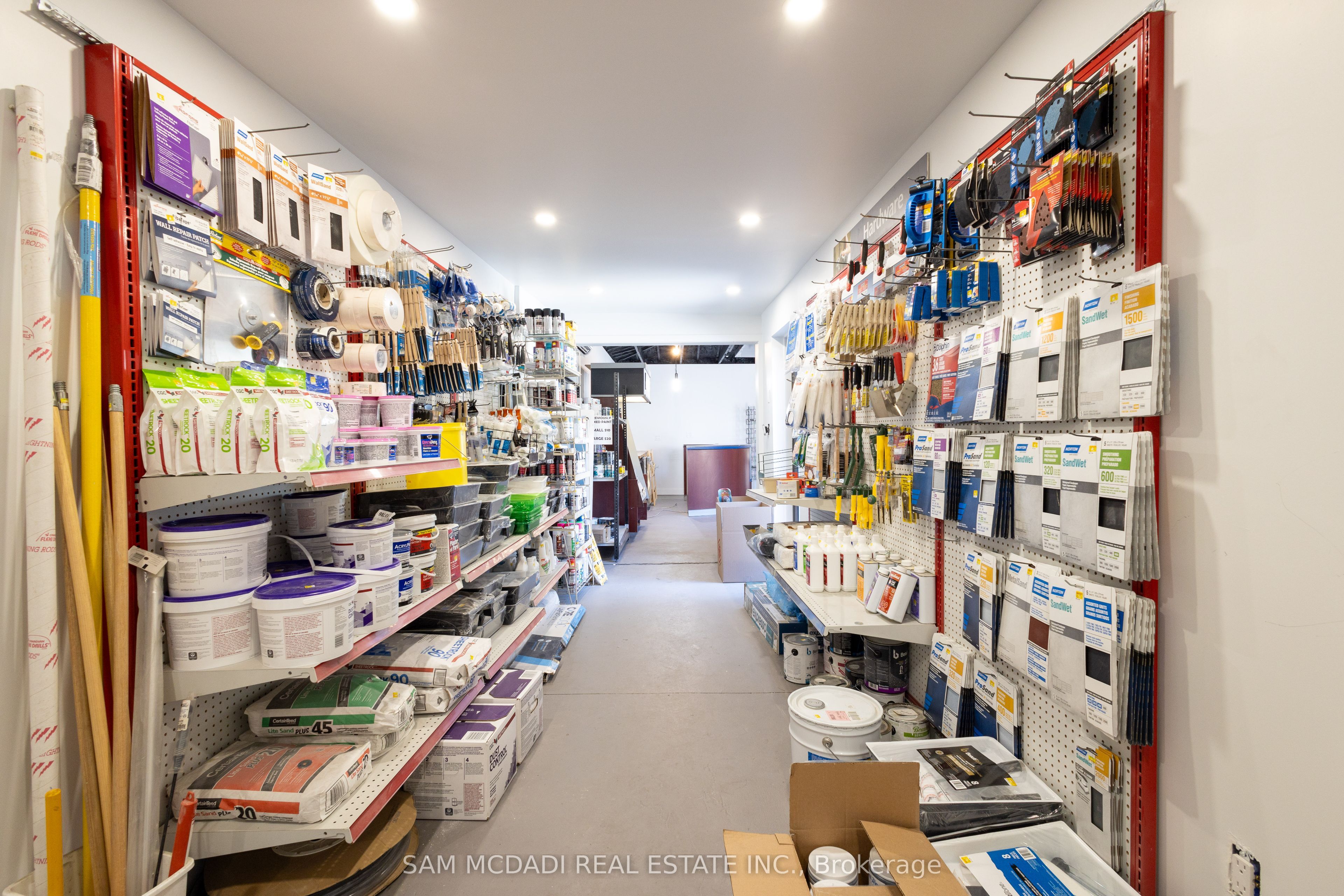 1212 Dufferin Street Property Photo 11