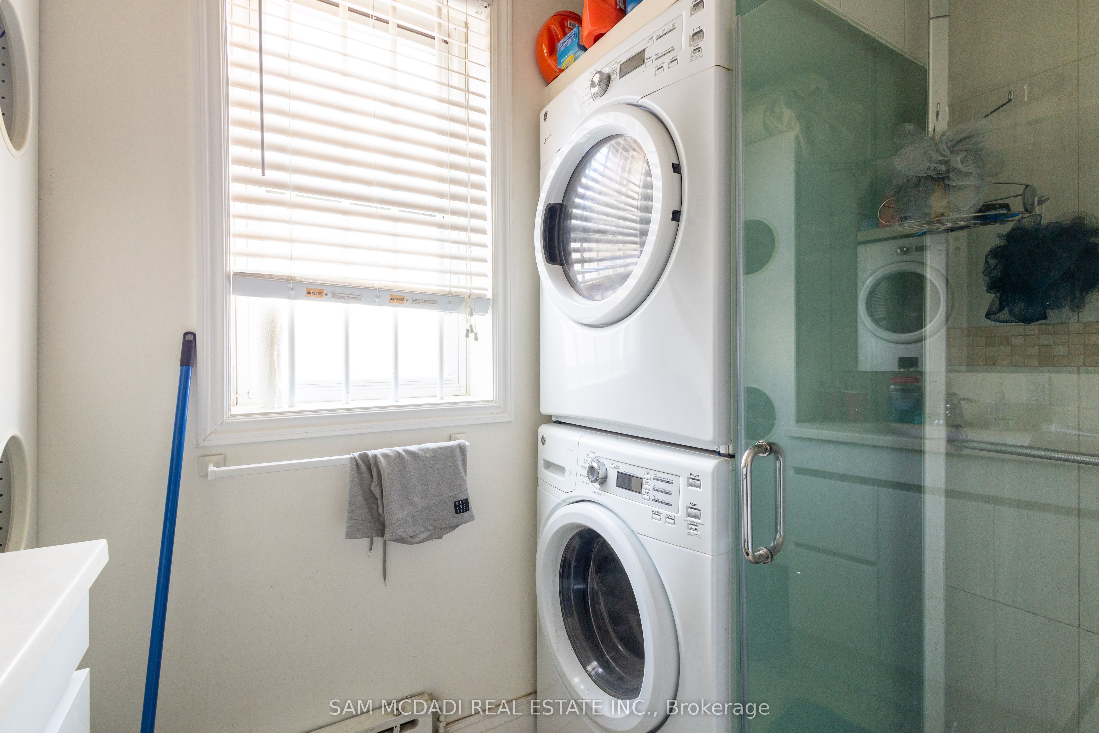 1212 Dufferin Street Property Photo 27