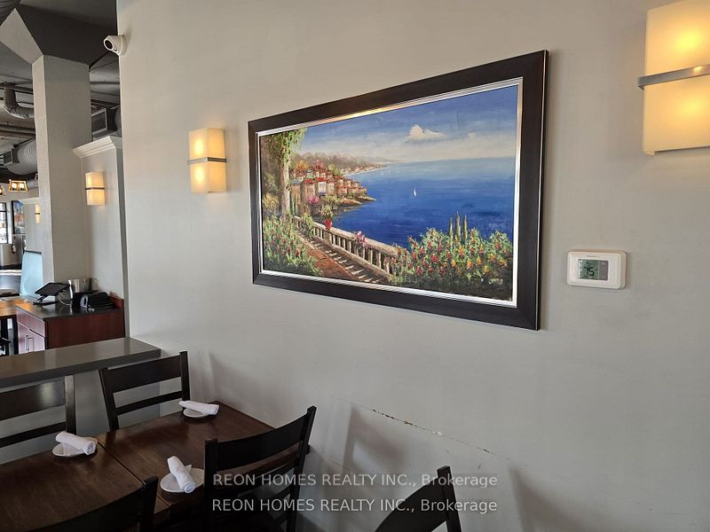 399 Elizabeth Street Property Photo 13