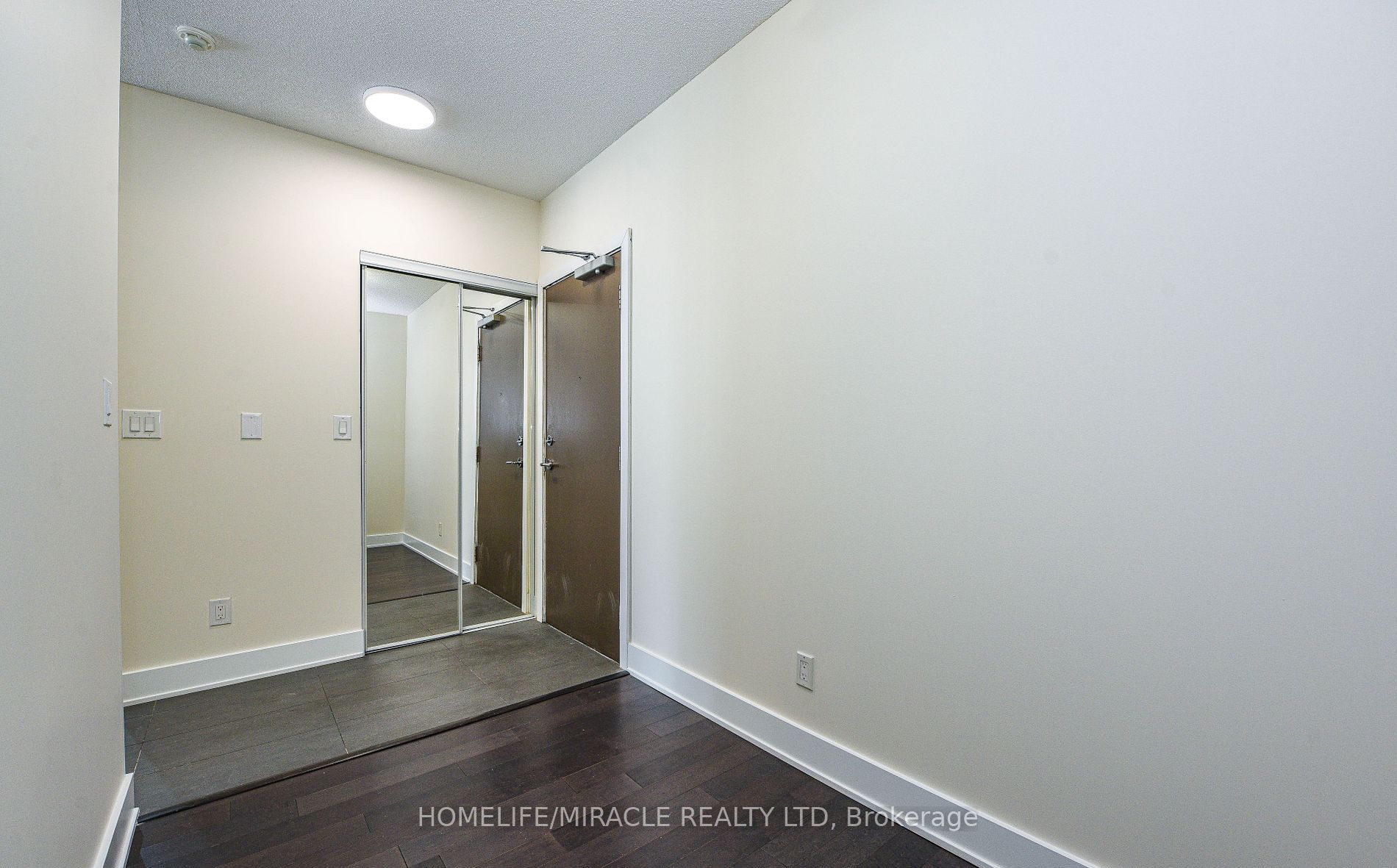 #3605 - 4099 Brickstone Mews Property Photo 6