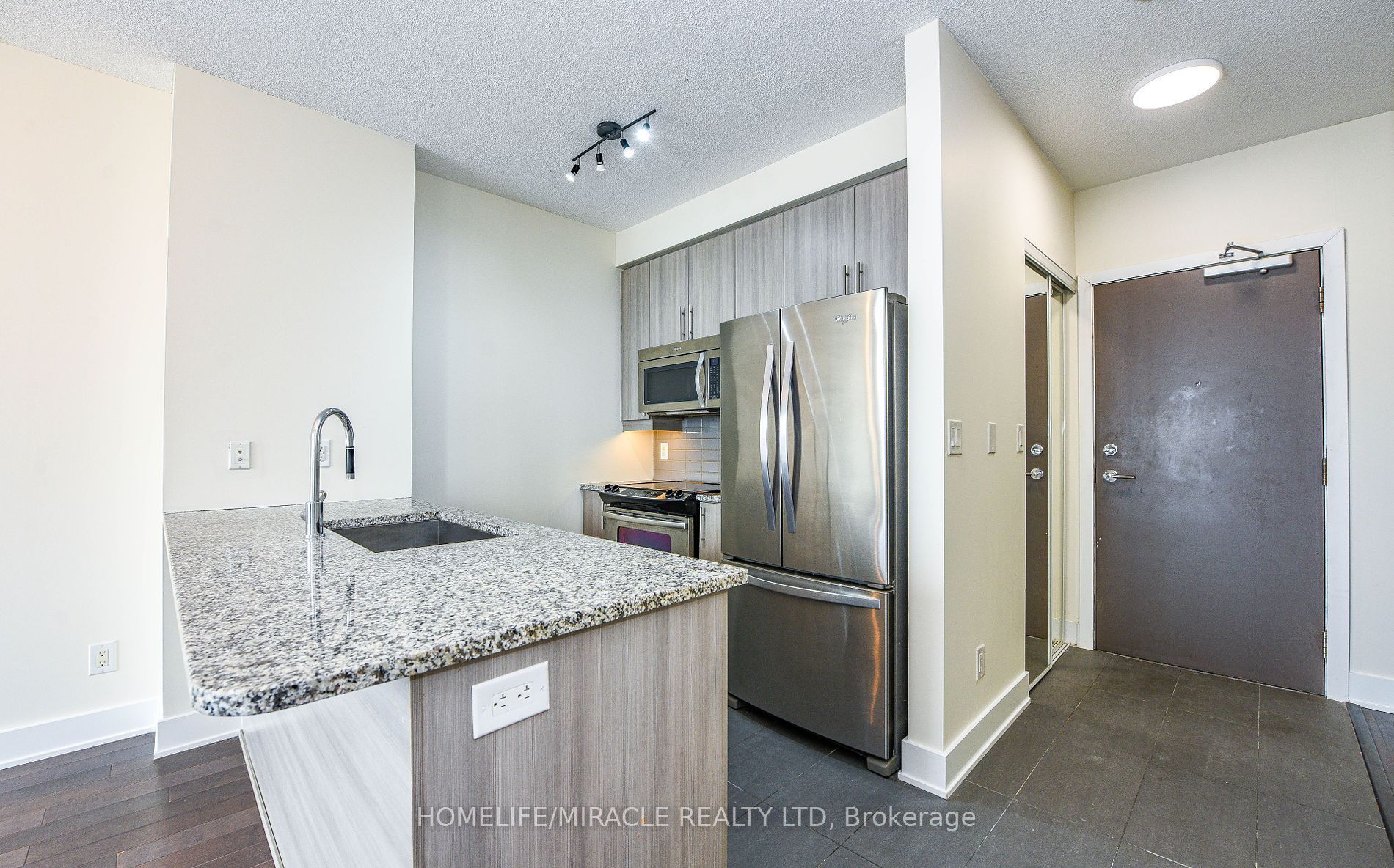 #3605 - 4099 Brickstone Mews Property Photo 15