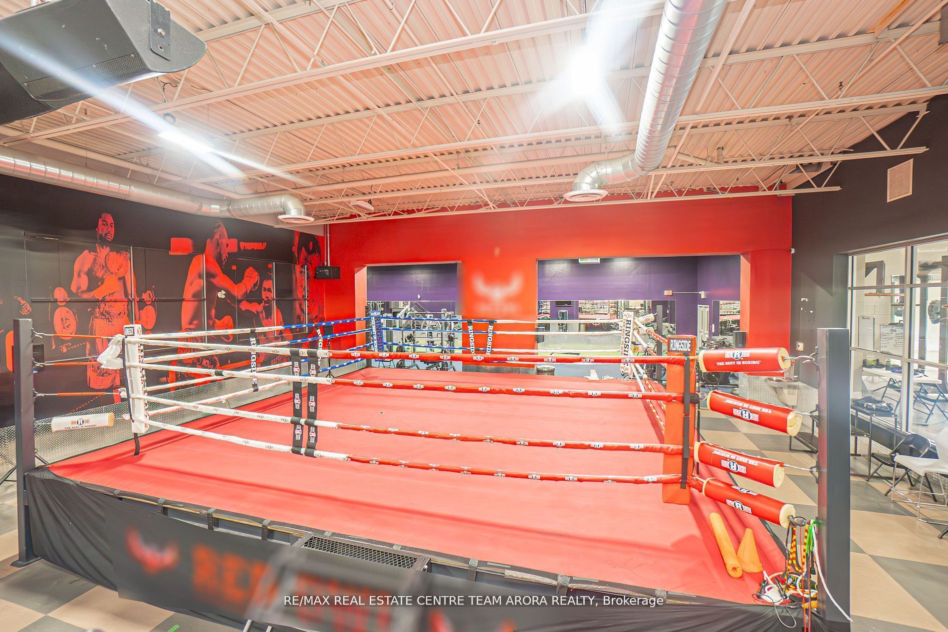 #unit B - 25 Kings Cross Road Property Photo 8