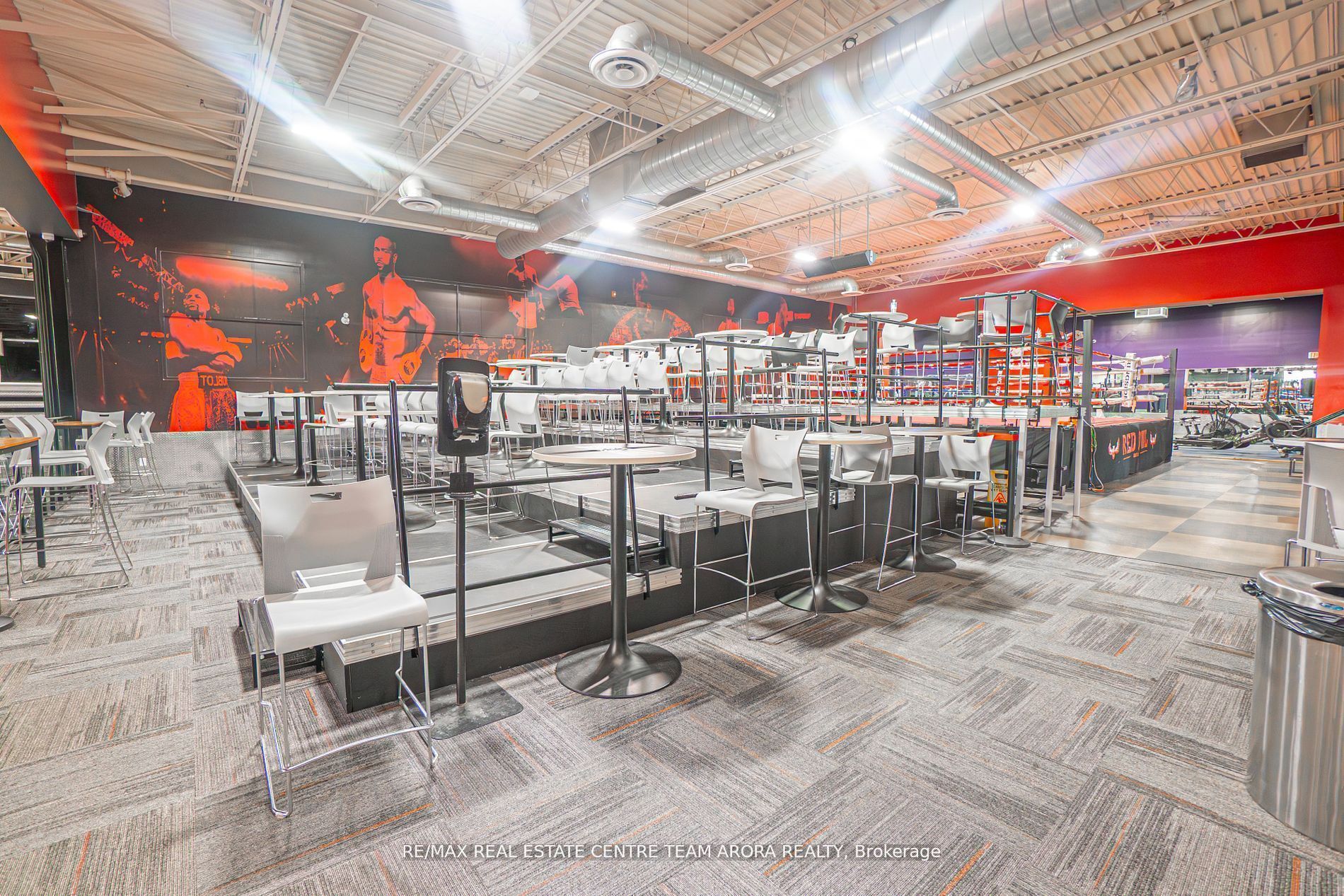 #unit B - 25 Kings Cross Road Property Photo 12