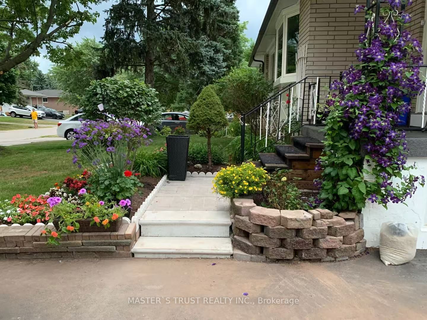 1256 Pallatine Drive Property Photo