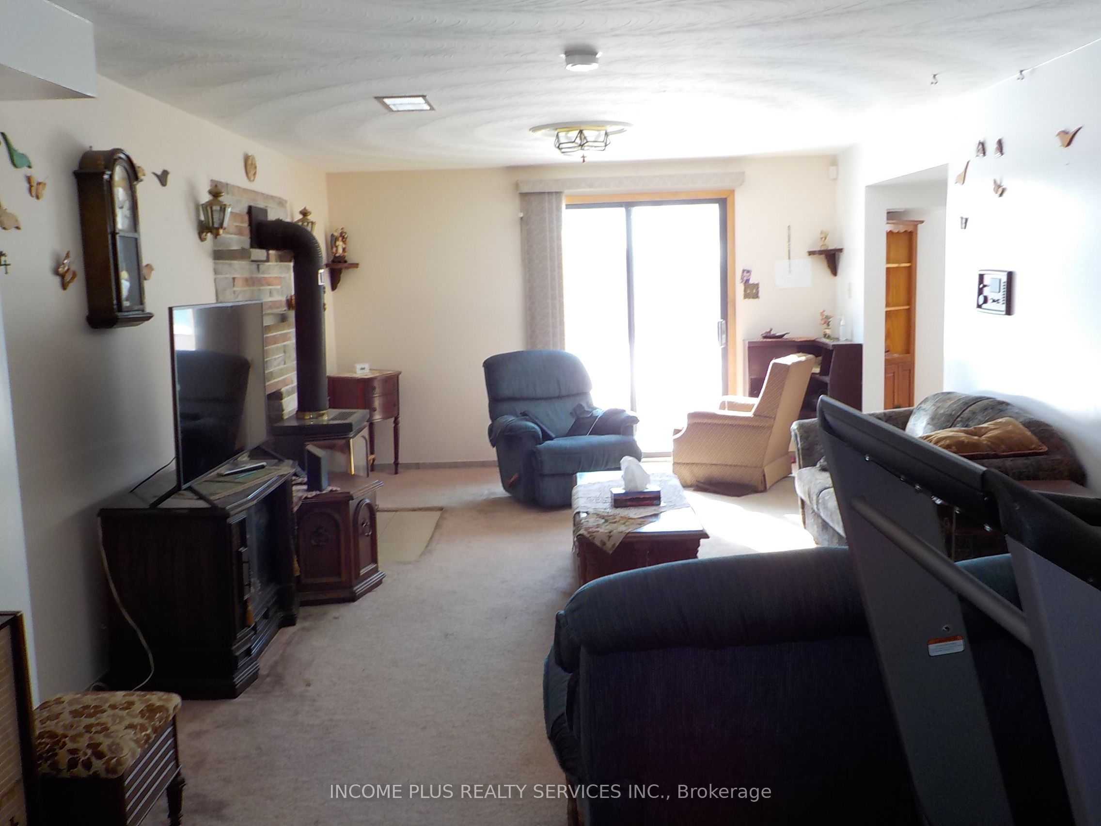 335 Ranee Avenue Property Photo 7