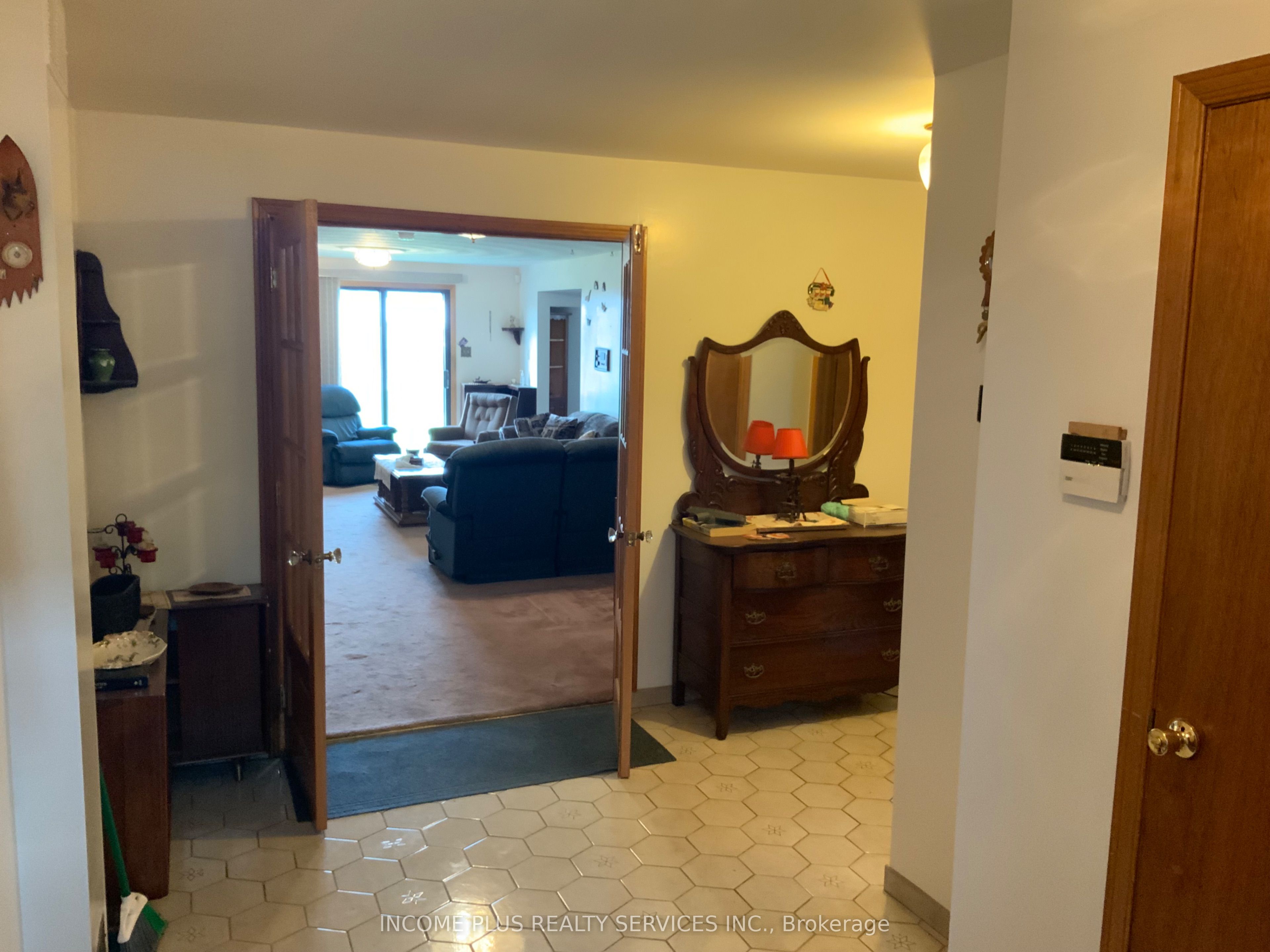 335 Ranee Avenue Property Photo 40