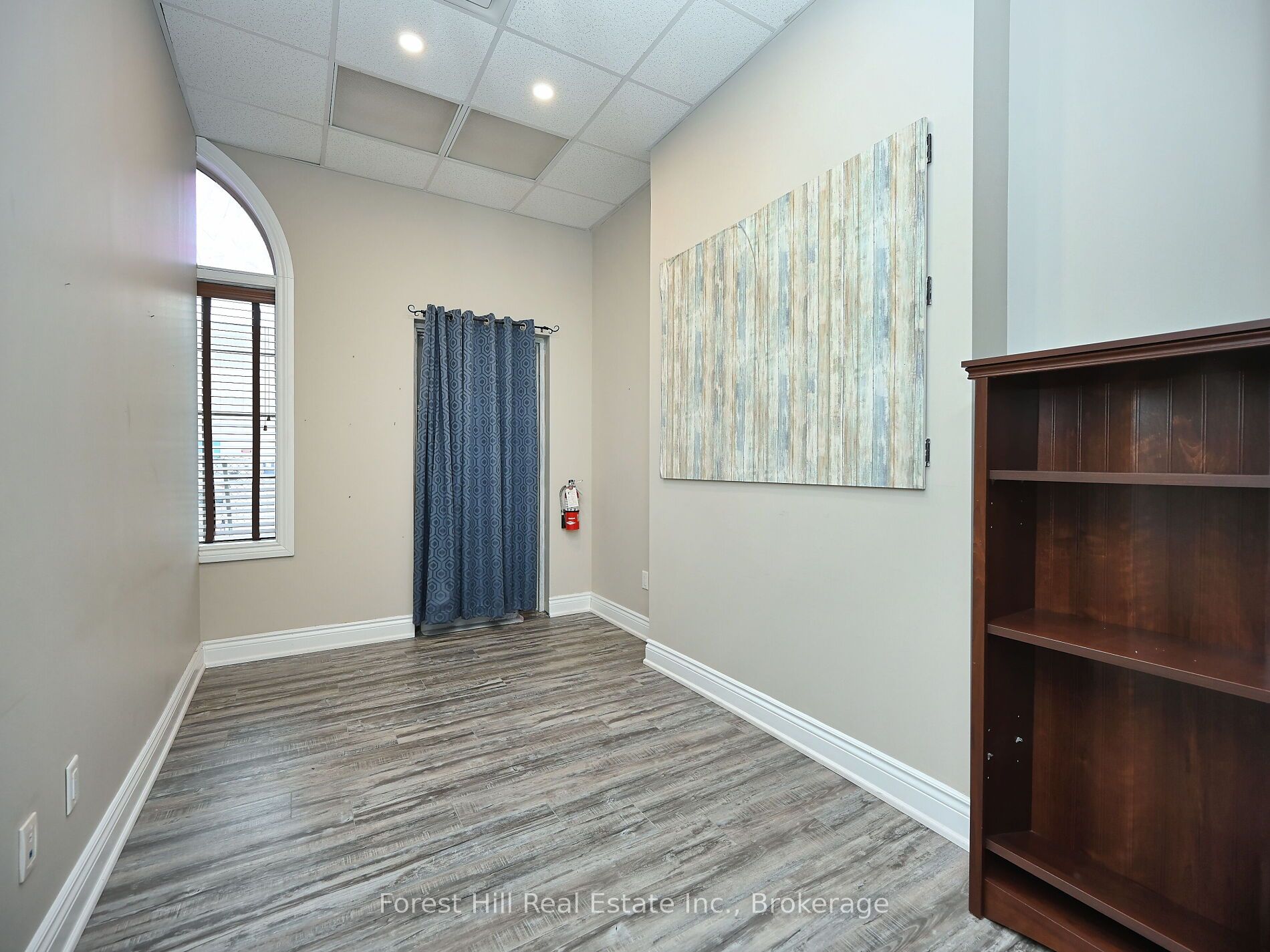 #23 - 1525 Cornwall Road Property Photo 42