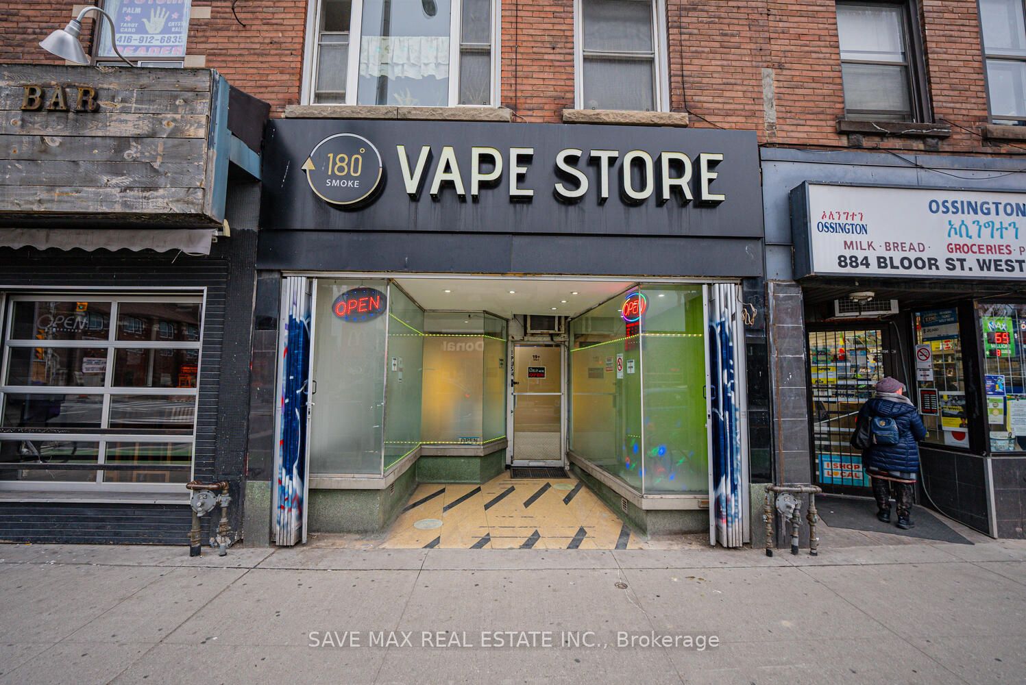 886 Bloor Street Property Photo 1