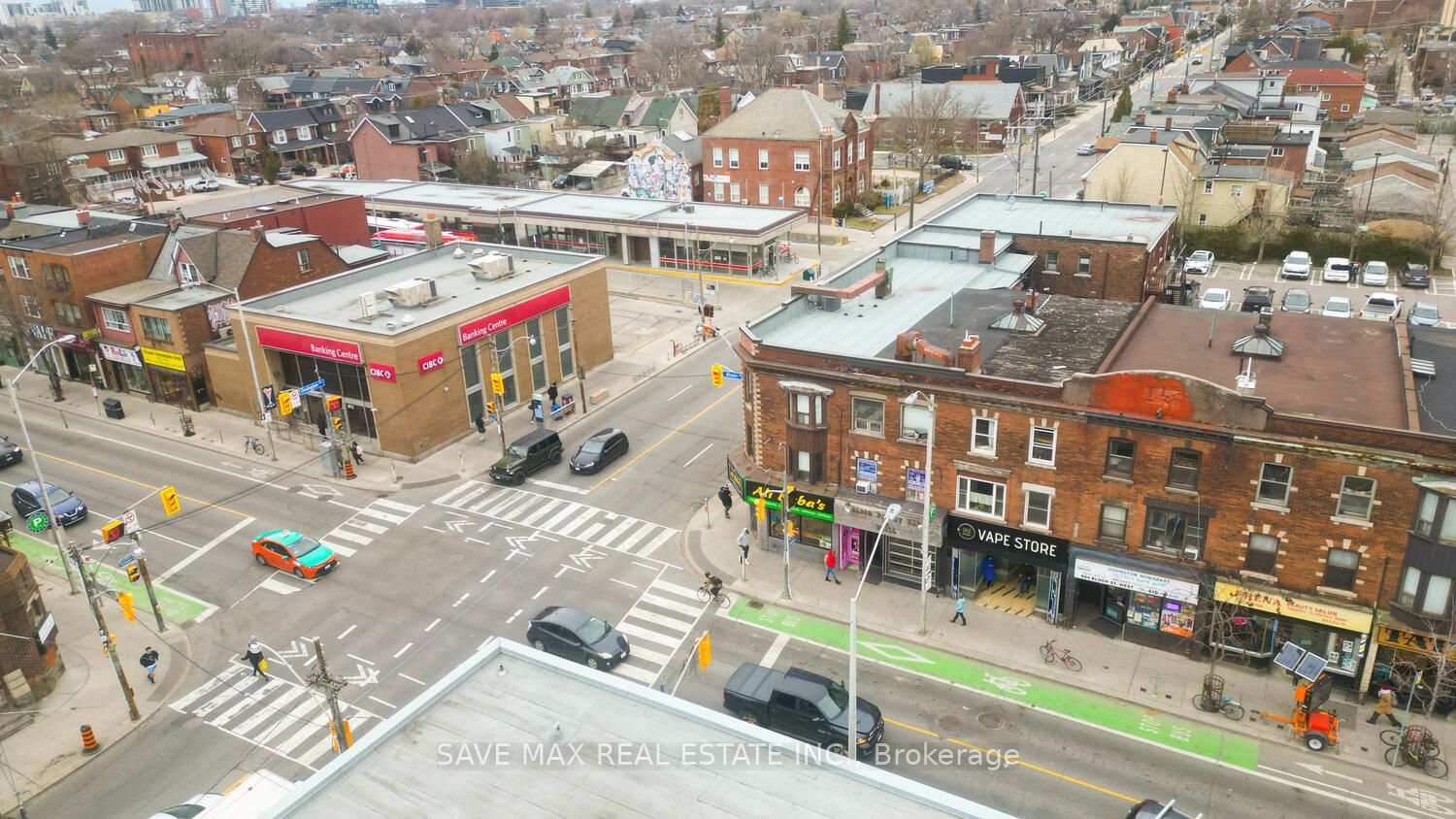 886 Bloor Street Property Photo 19