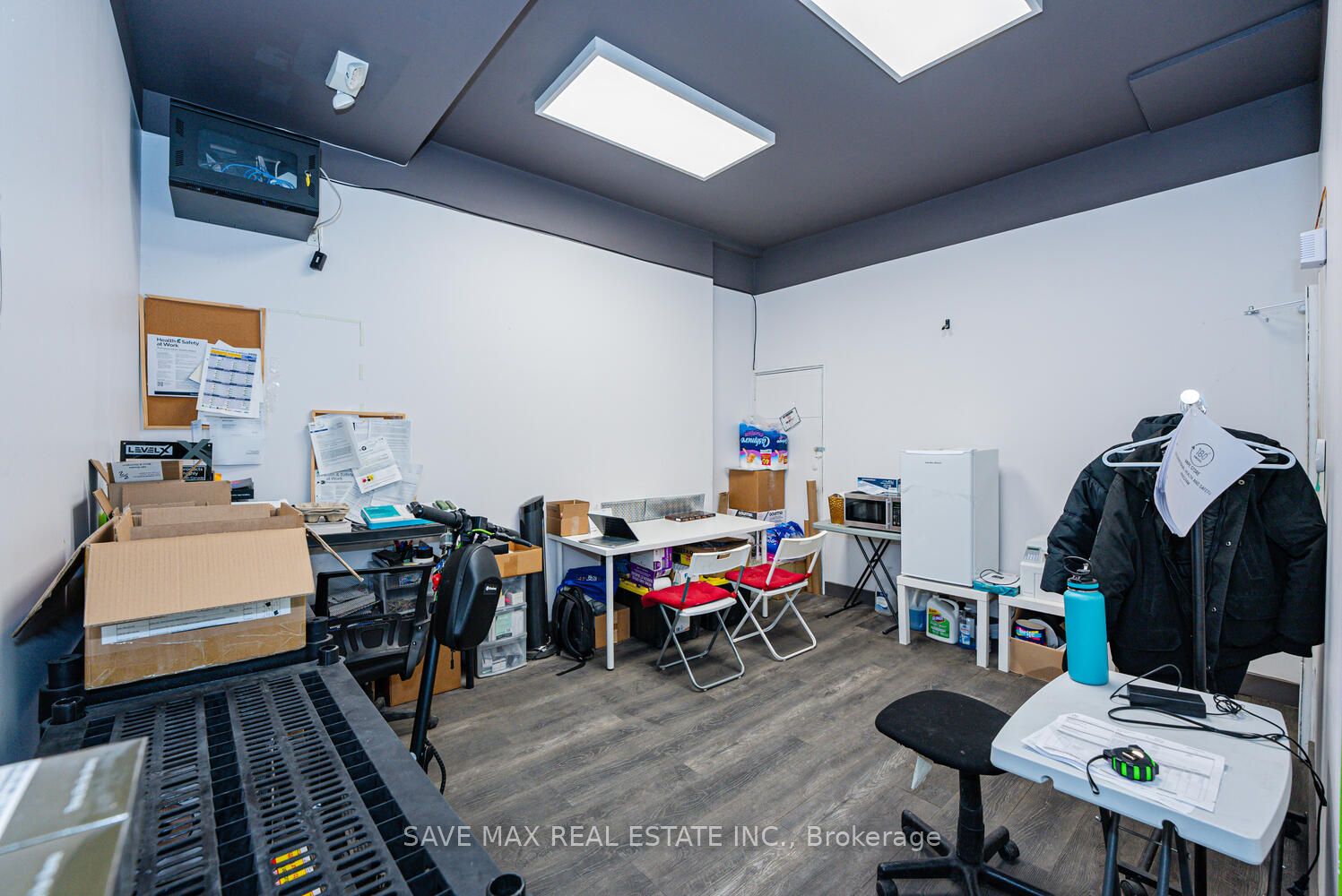 886 Bloor Street Property Photo 22