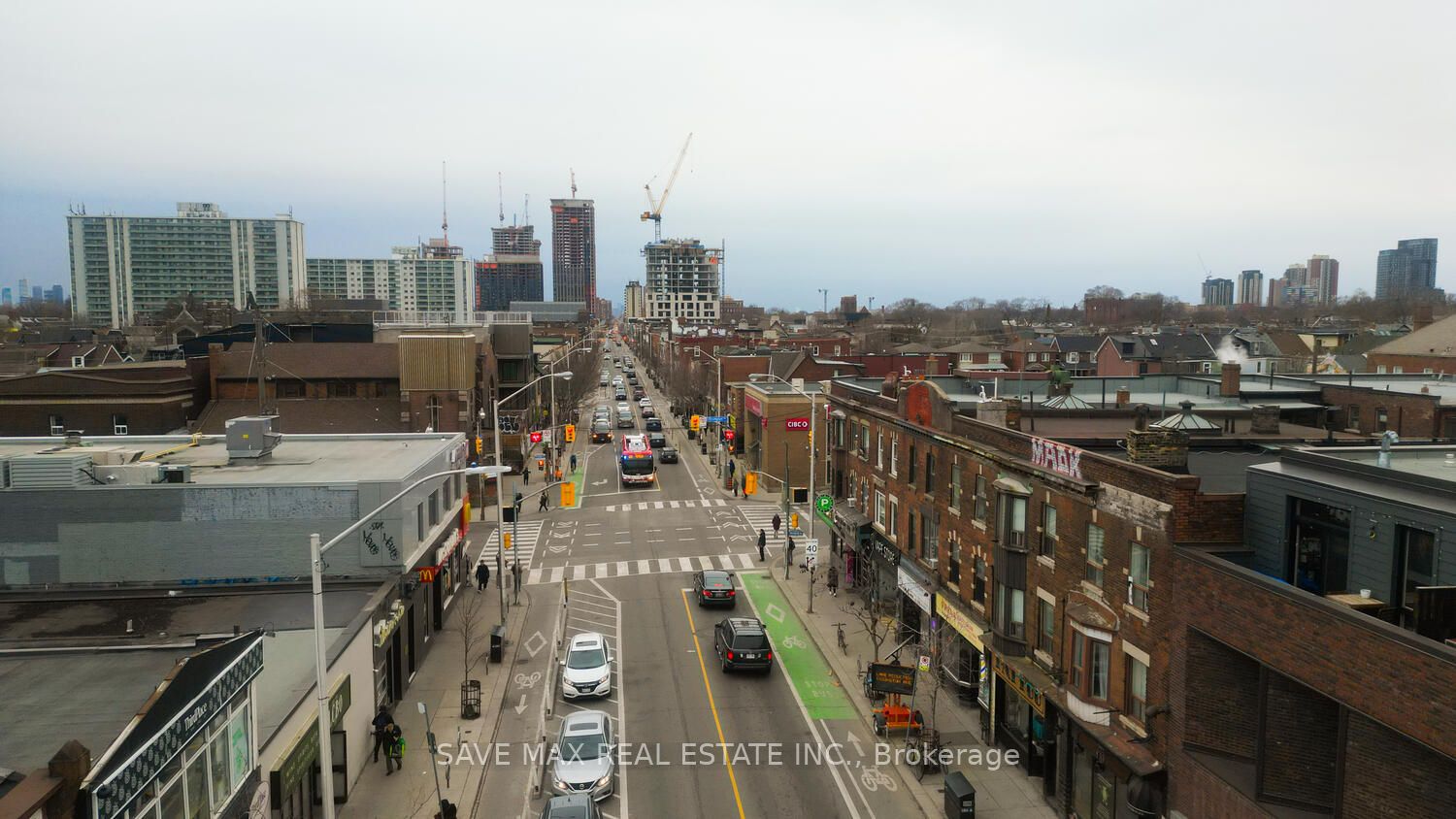 886 Bloor Street Property Photo 24