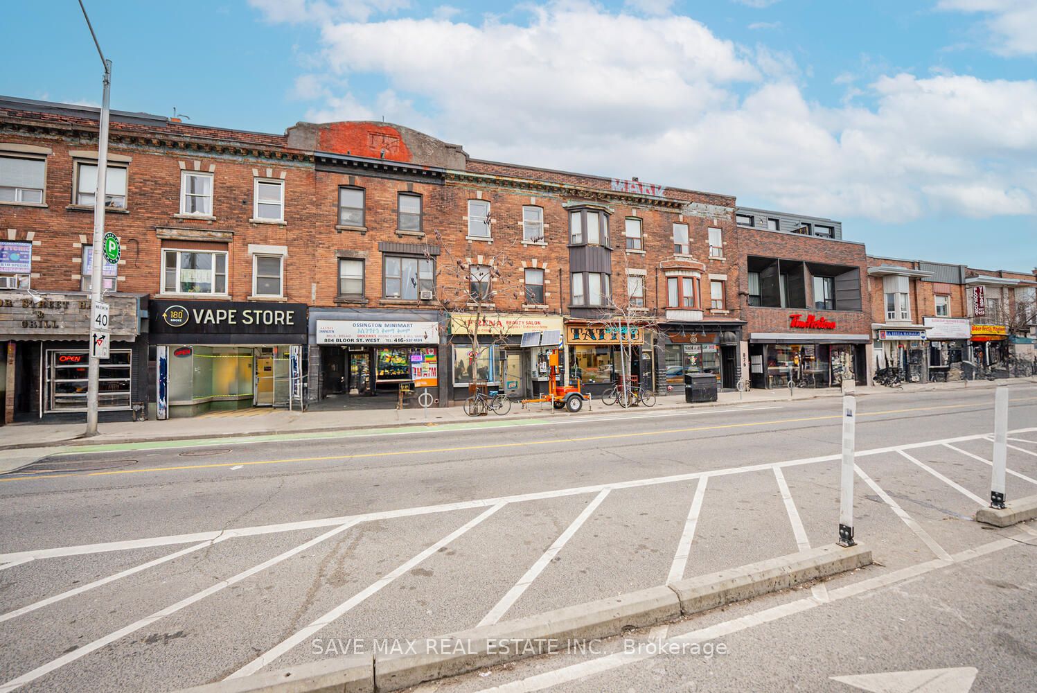 886 Bloor Street Property Photo 25