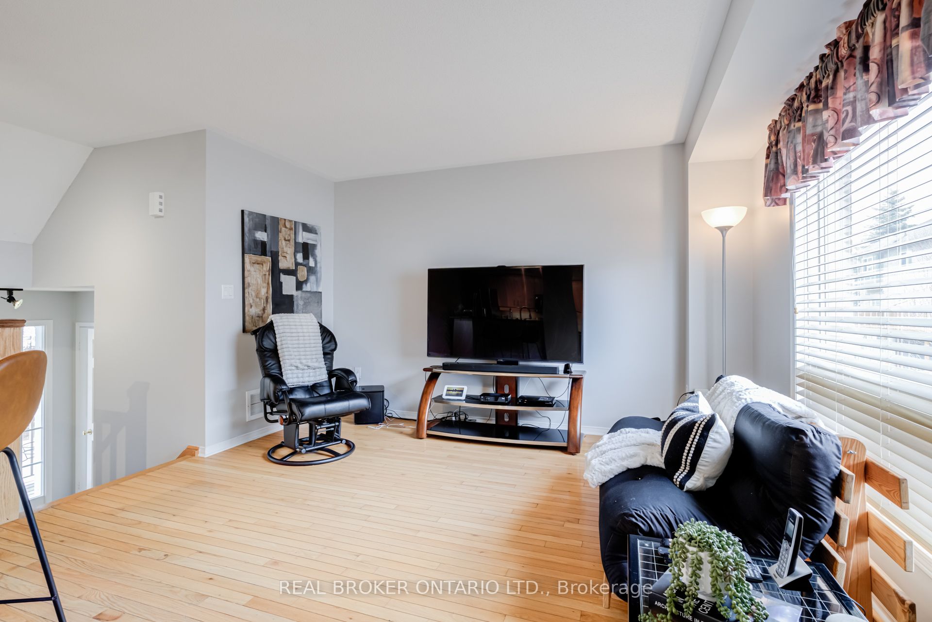 #59 - 5535 Glen Erin Drive Property Photo 7