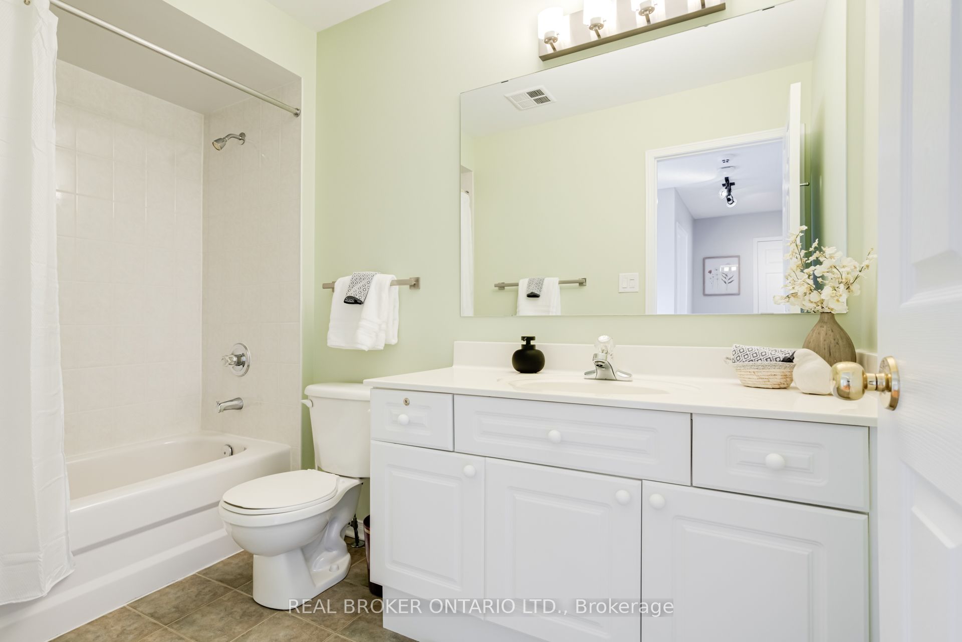 #59 - 5535 Glen Erin Drive Property Photo 28