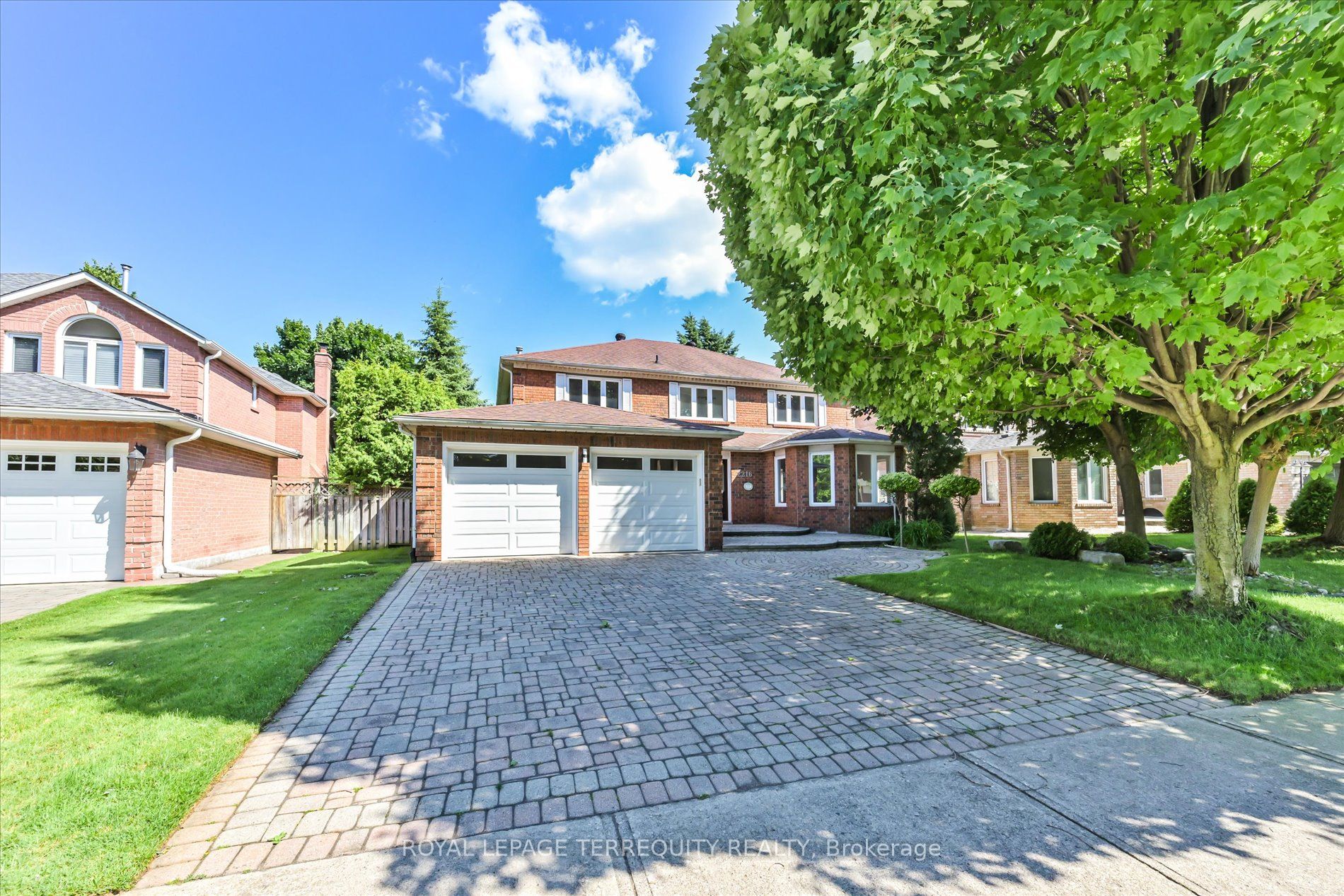 2216 Dunvegan Avenue Property Photo