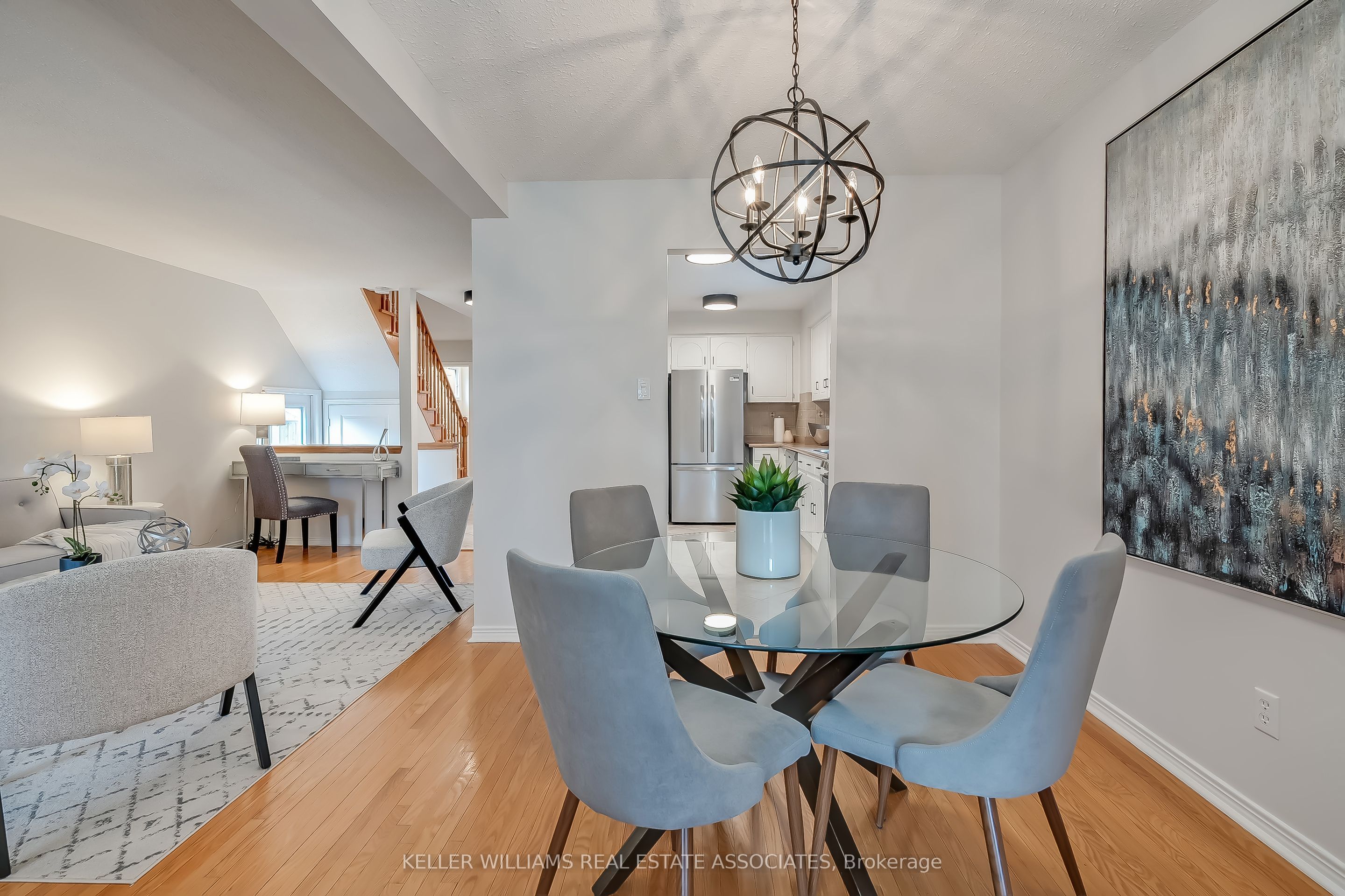 4266 Ryeford Court Property Photo 8