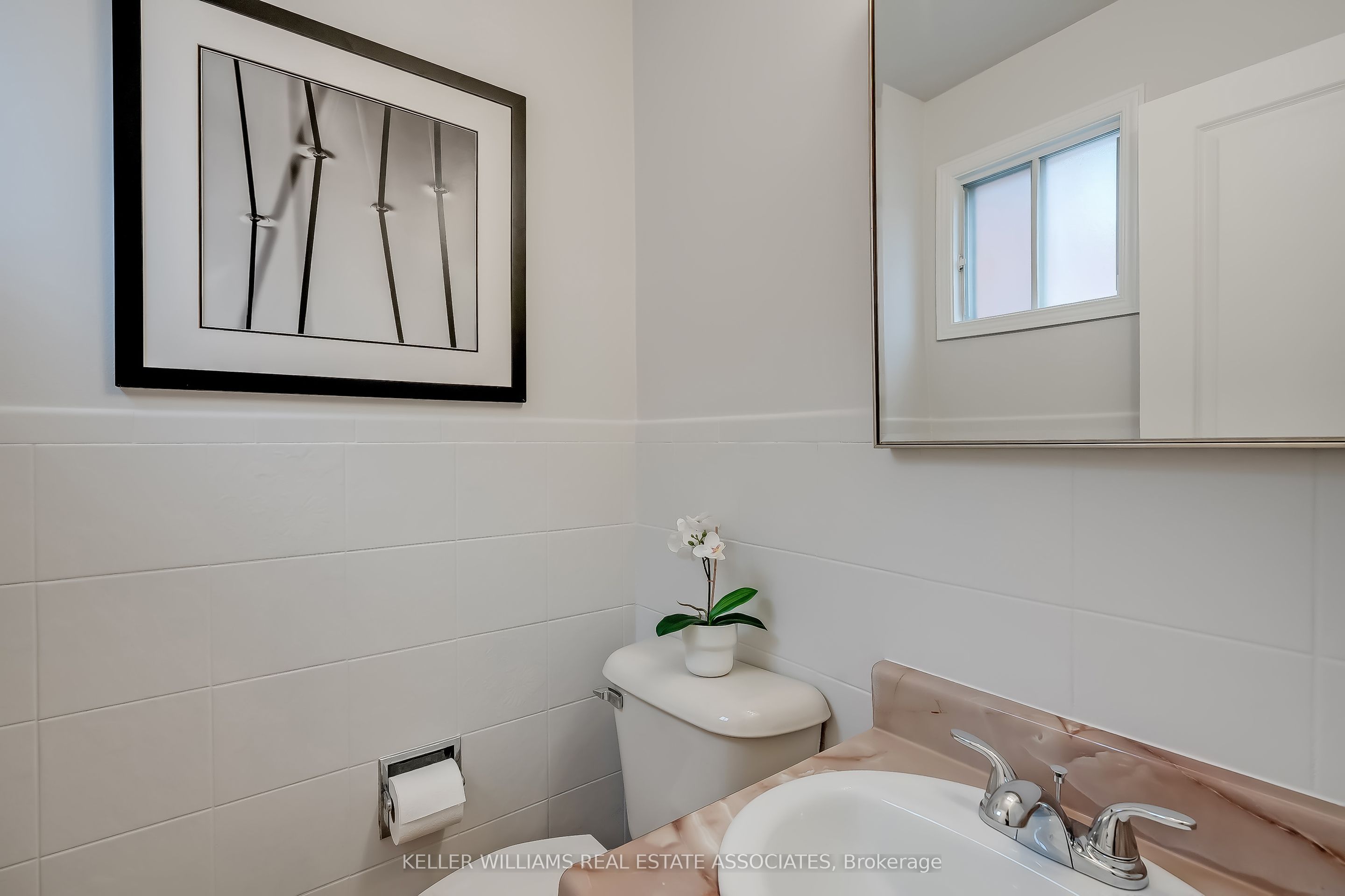 4266 Ryeford Court Property Photo 24