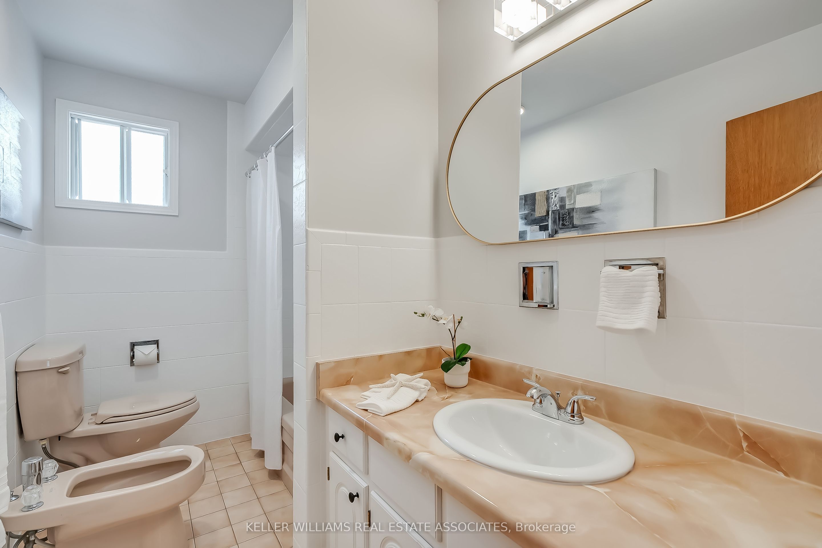 4266 Ryeford Court Property Photo 29