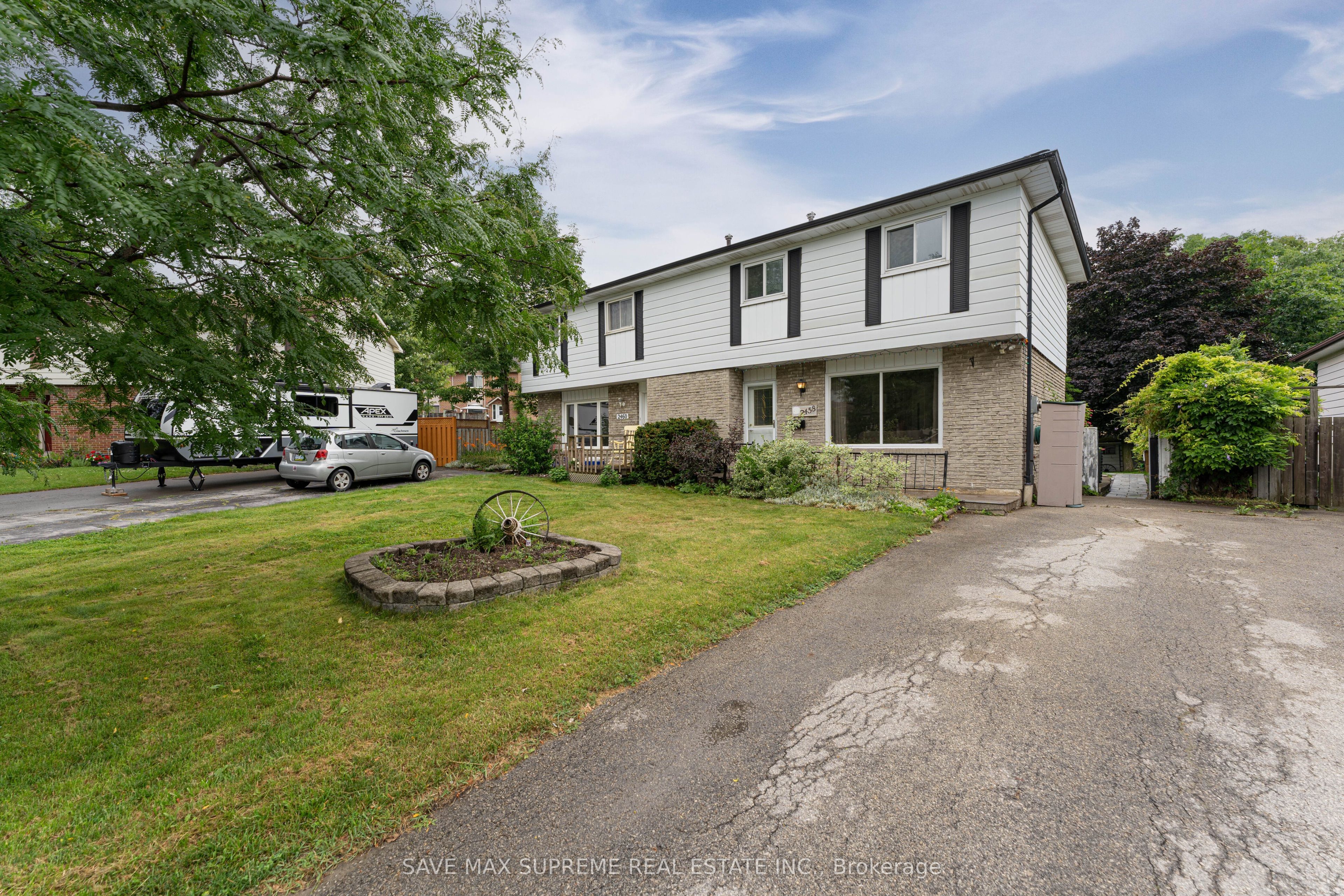 2458 Martin Court Property Photo 2