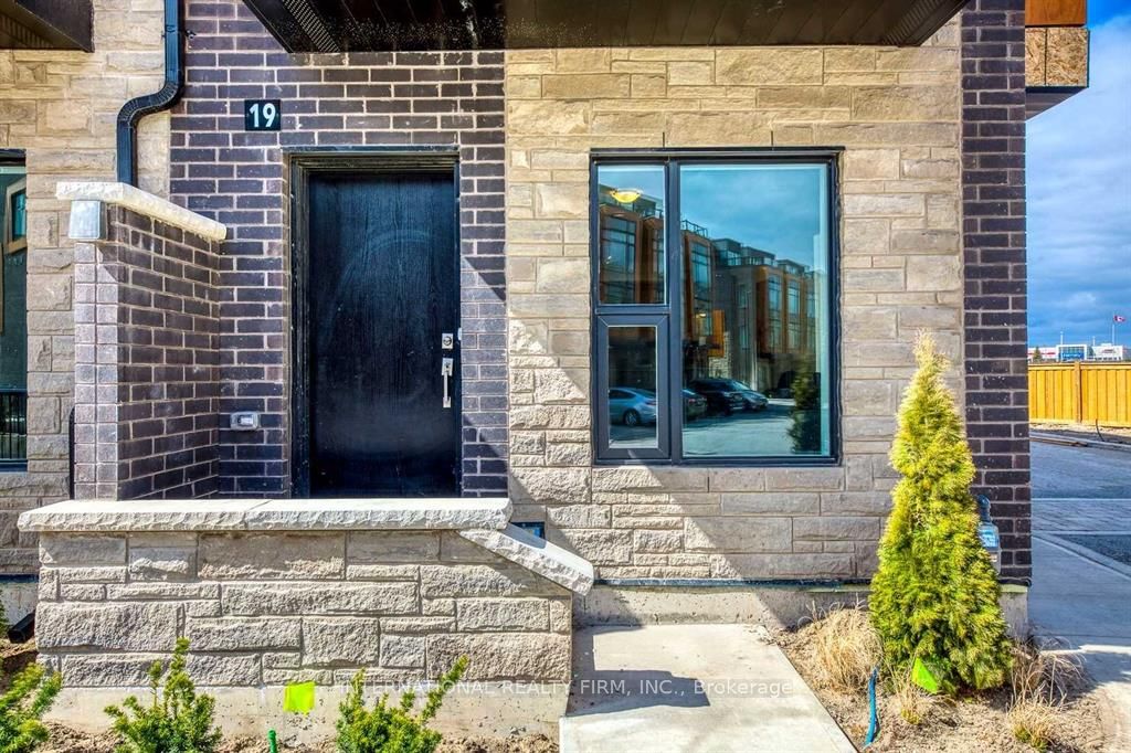 200 Malta Avenue 19 Property Photo 3