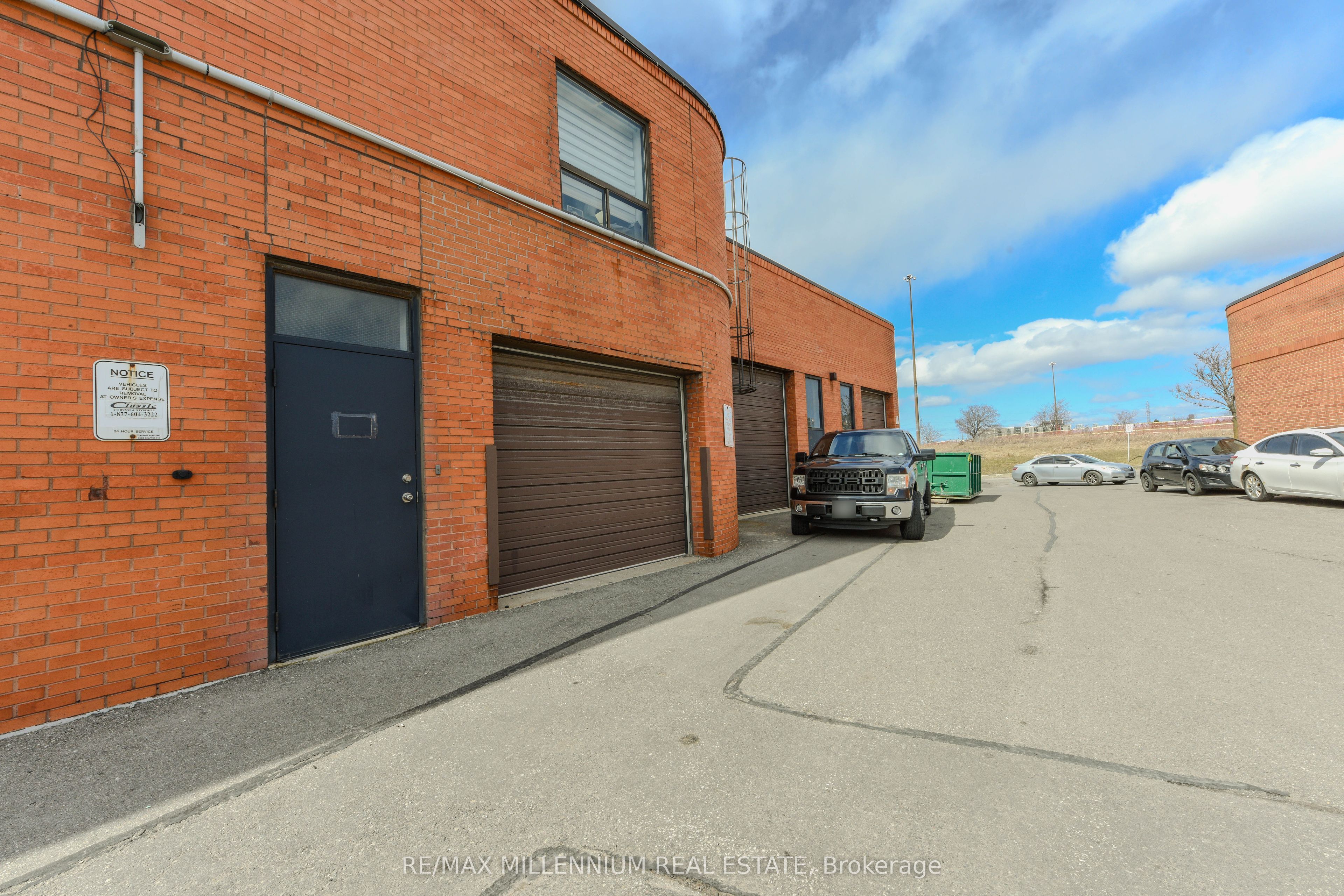#64 - 750 Oakdale Road Property Photo 36