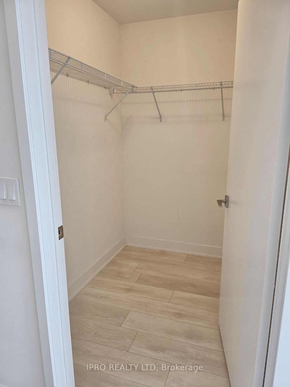 297 Oak Walk Drive 321 Property Photo 11