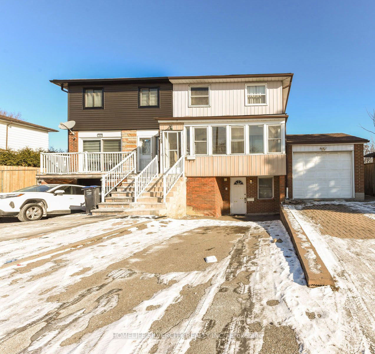 7549 Catalpa Road Property Photo 1