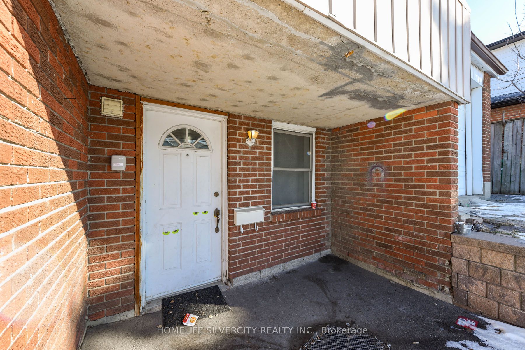 7549 Catalpa Road Property Photo 3