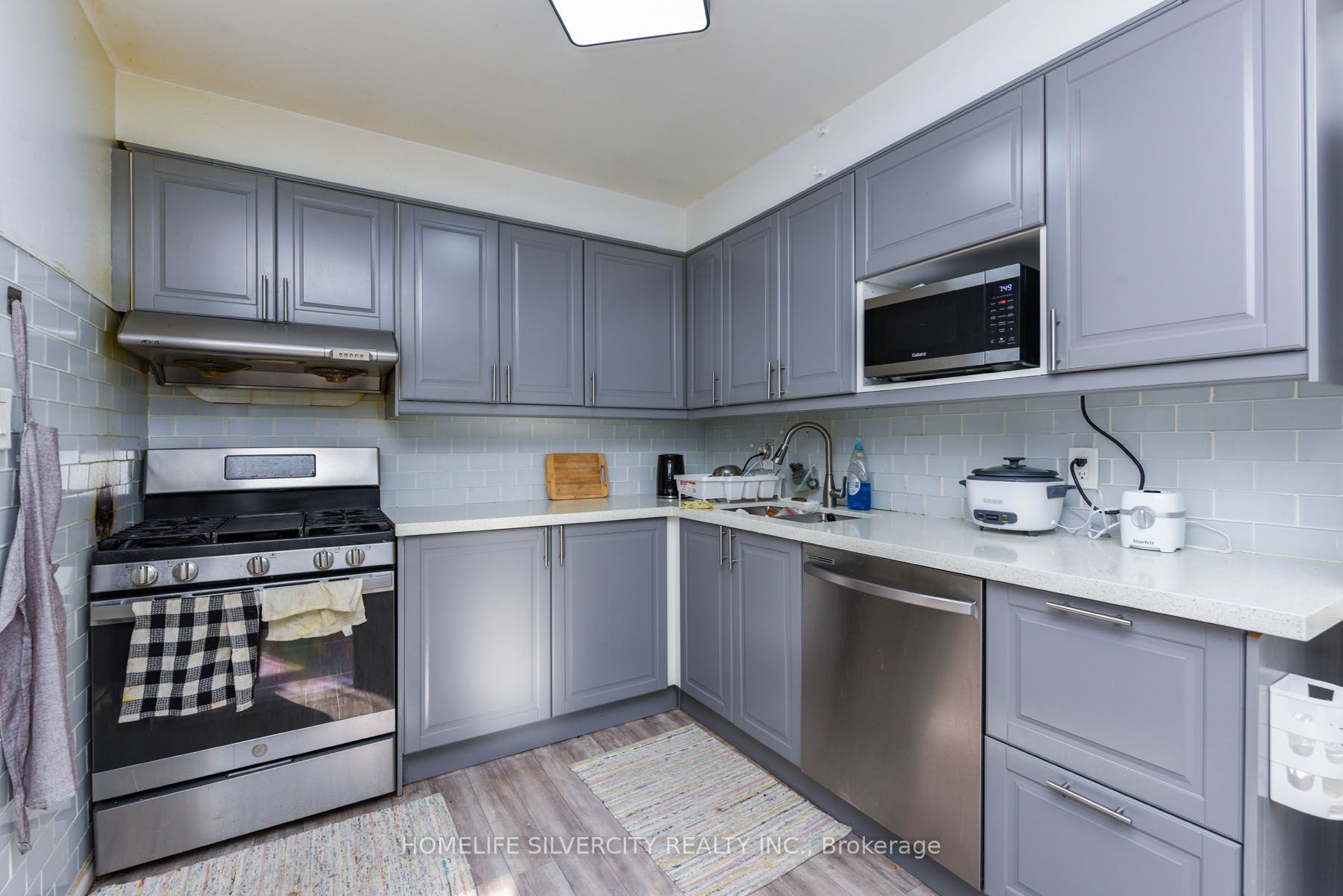 7549 Catalpa Road Property Photo 9