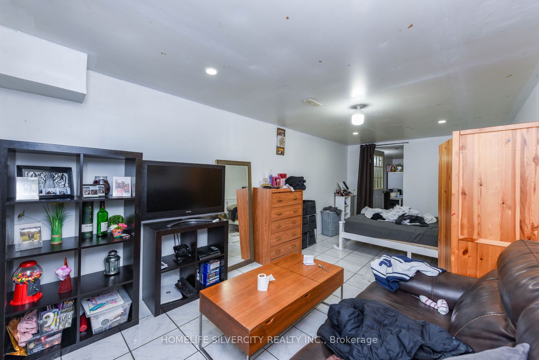 7549 Catalpa Road Property Photo 25