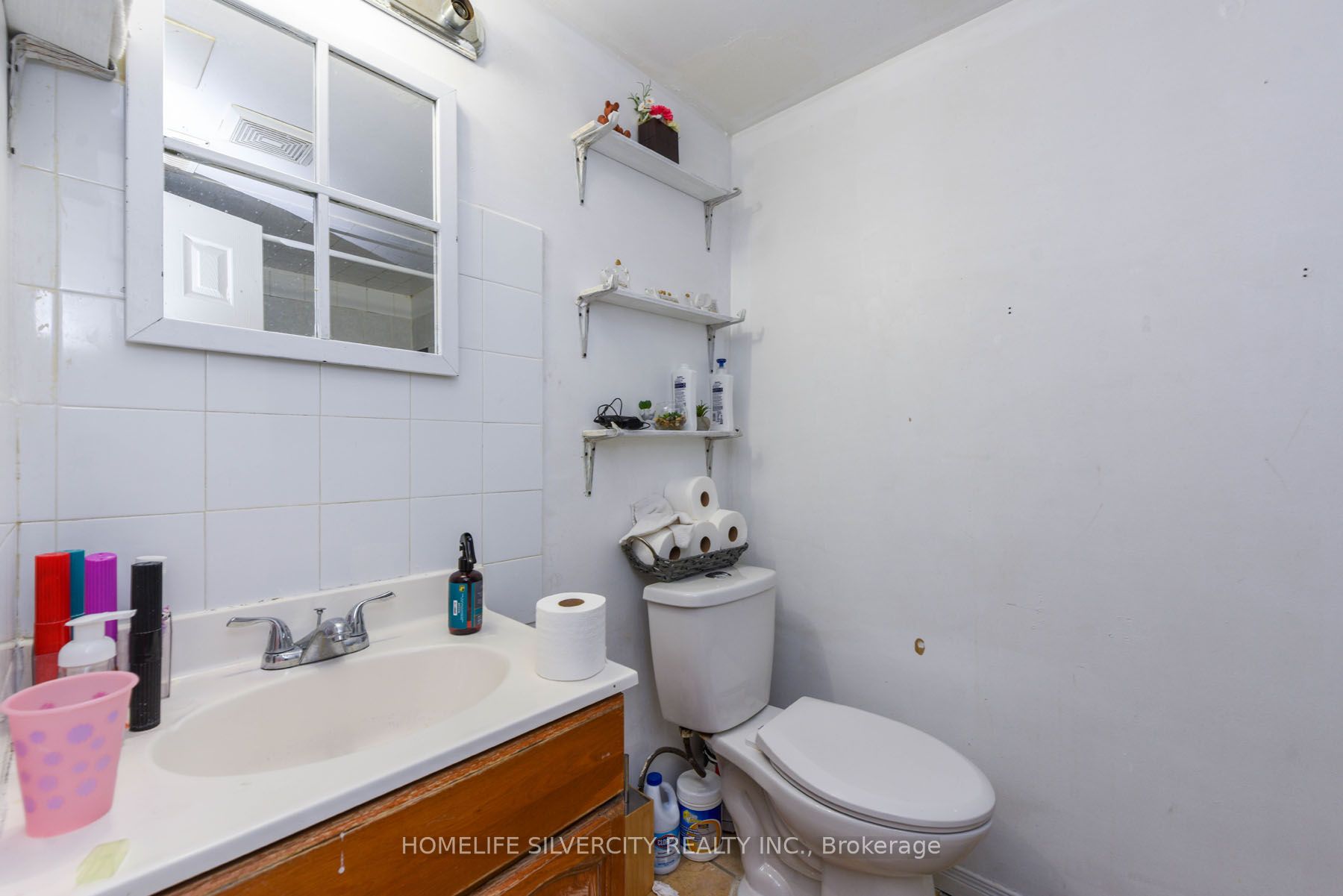 7549 Catalpa Road Property Photo 28