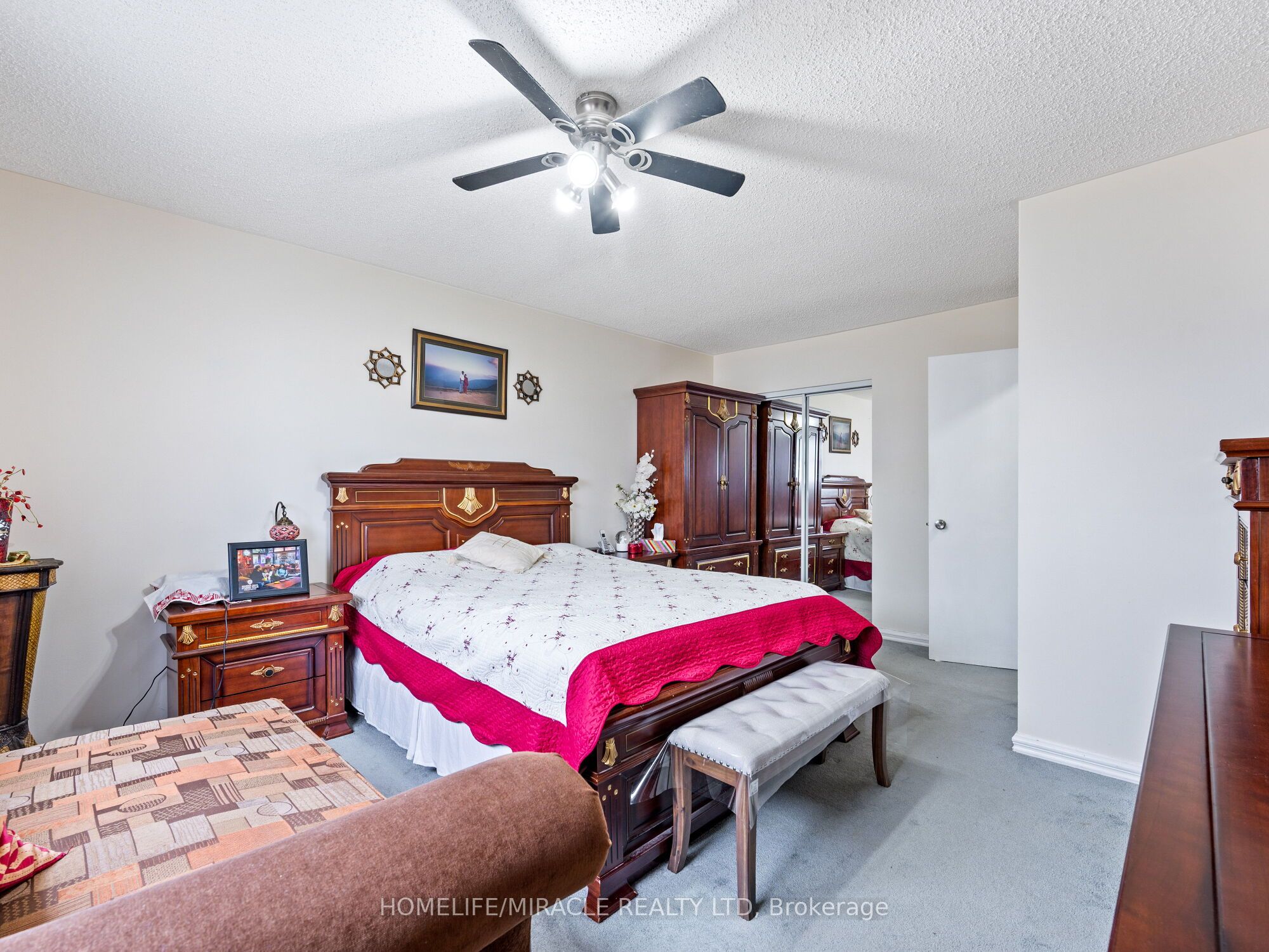 3684 Ellengale Drive Property Photo 21