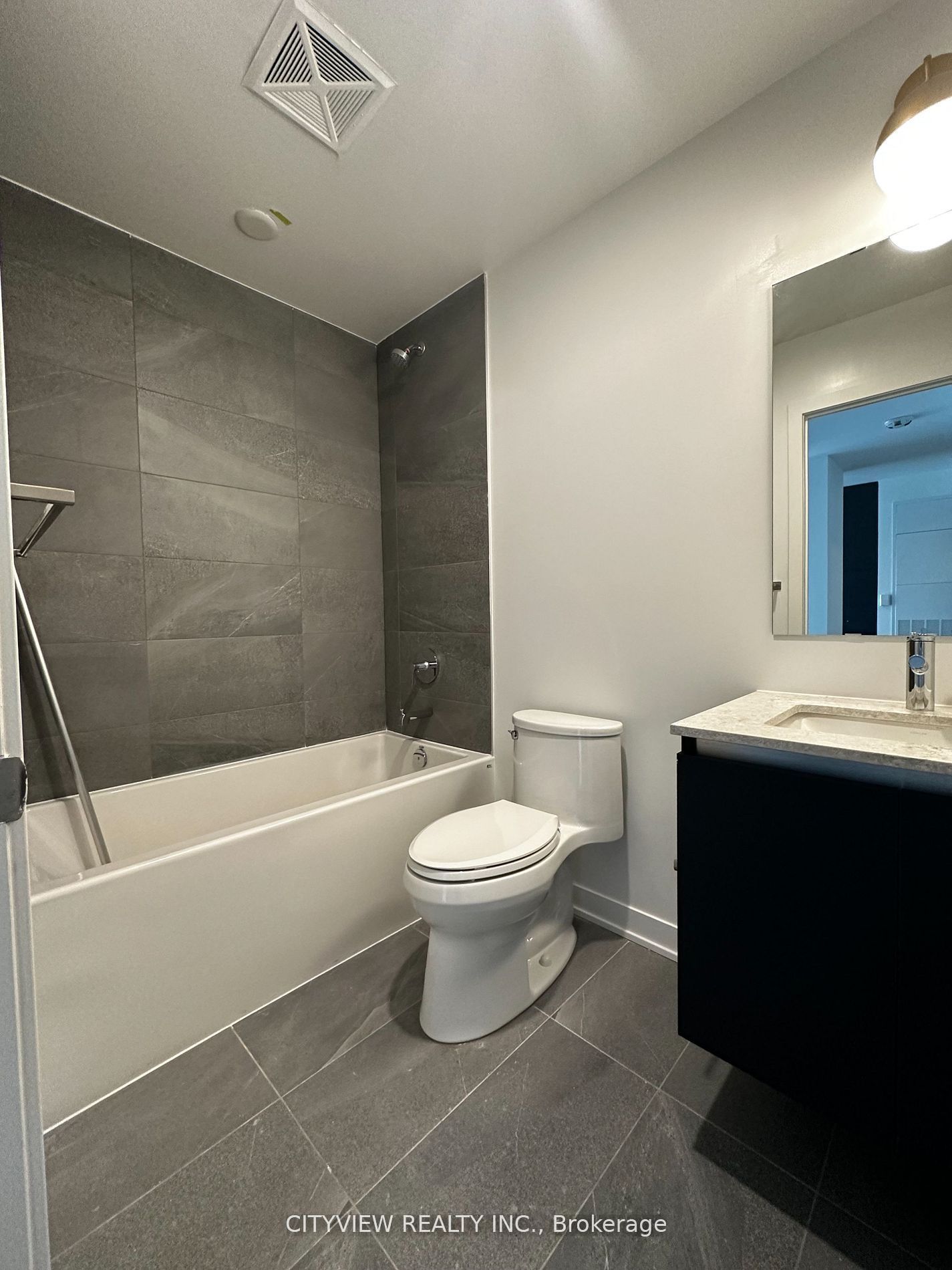 395 Dundas Street W 106 Property Photo 13