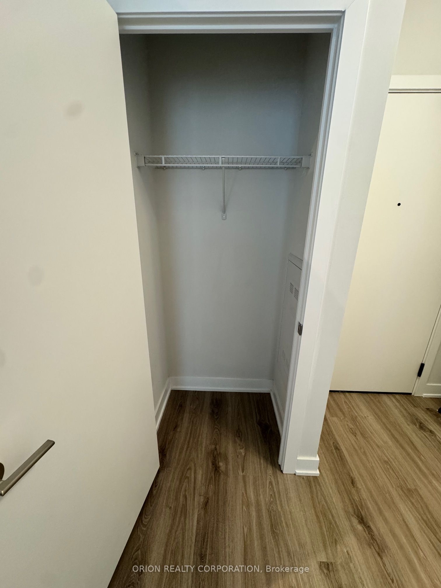 #302 - 430 Square One Drive Property Photo 16