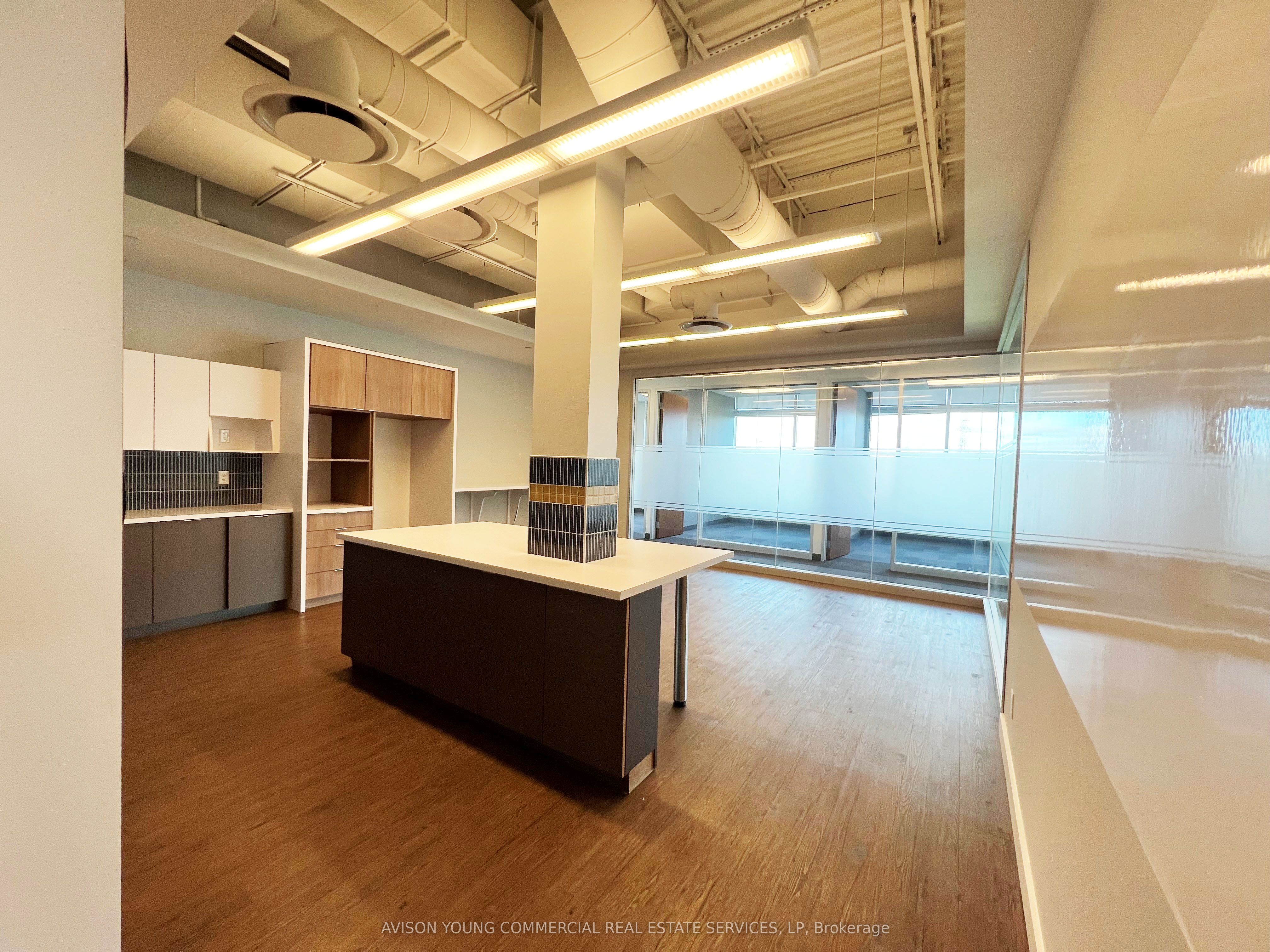 #200a - 175 Galaxy Boulevard Property Photo 8