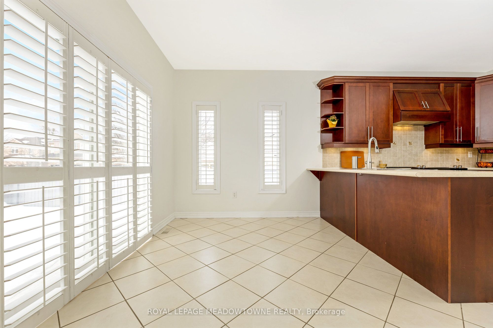 82 Division Street Property Photo 13