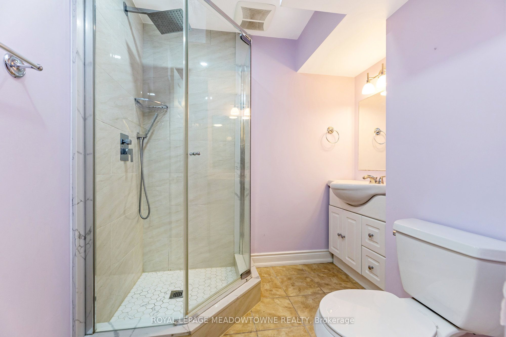 82 Division Street Property Photo 35