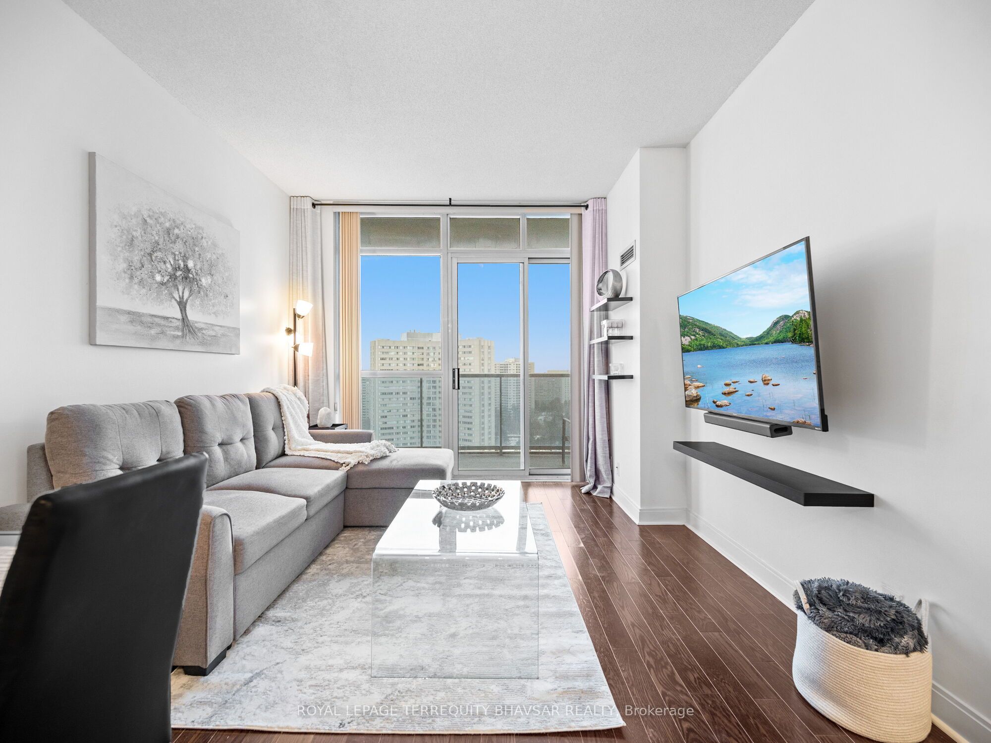 #1705 - 80 Absolute Avenue Property Photo 18