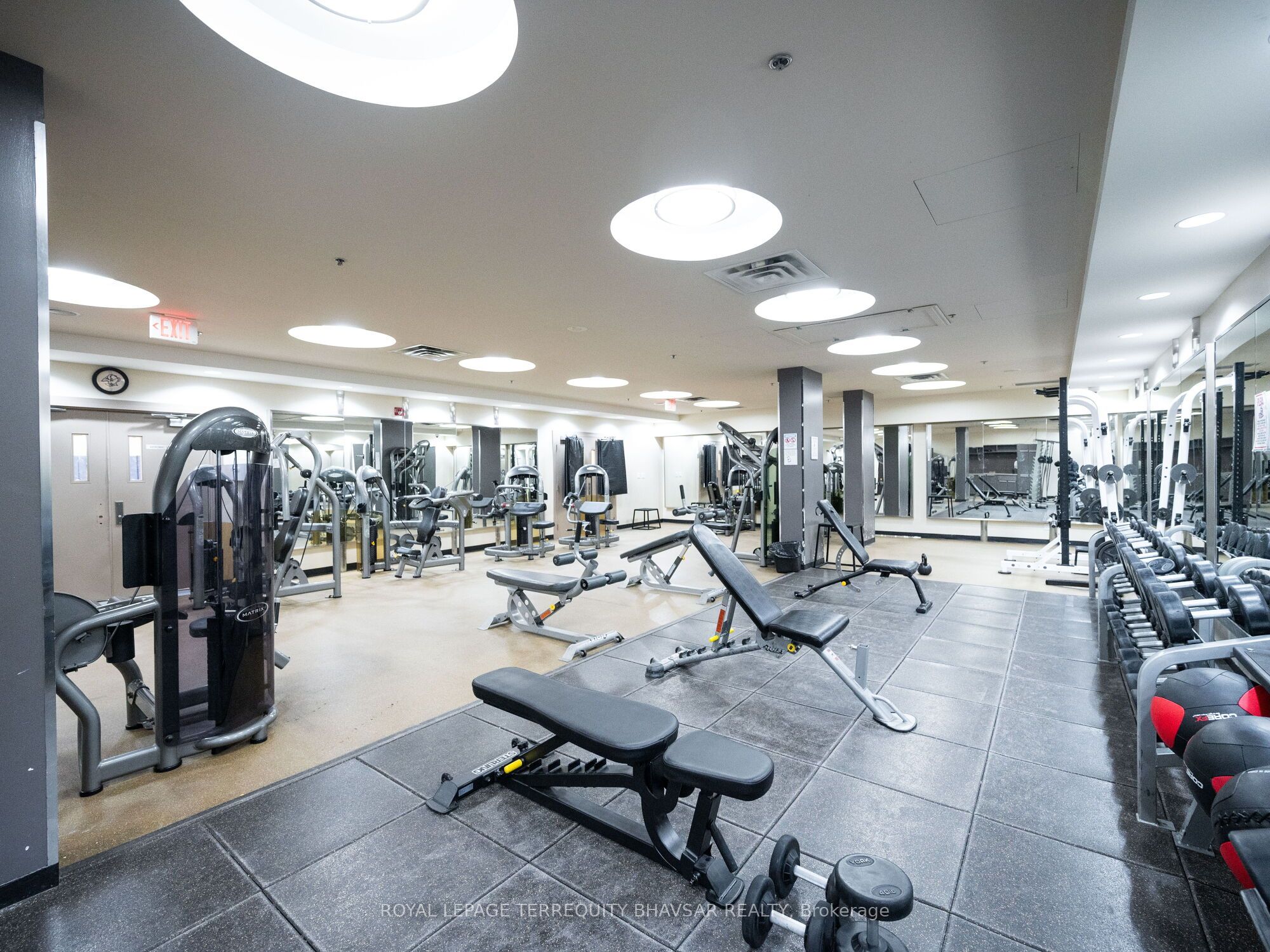 #1705 - 80 Absolute Avenue Property Photo 34