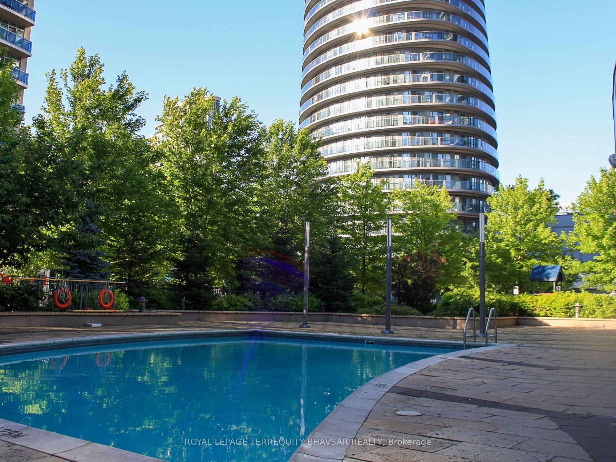 #1705 - 80 Absolute Avenue Property Photo 36