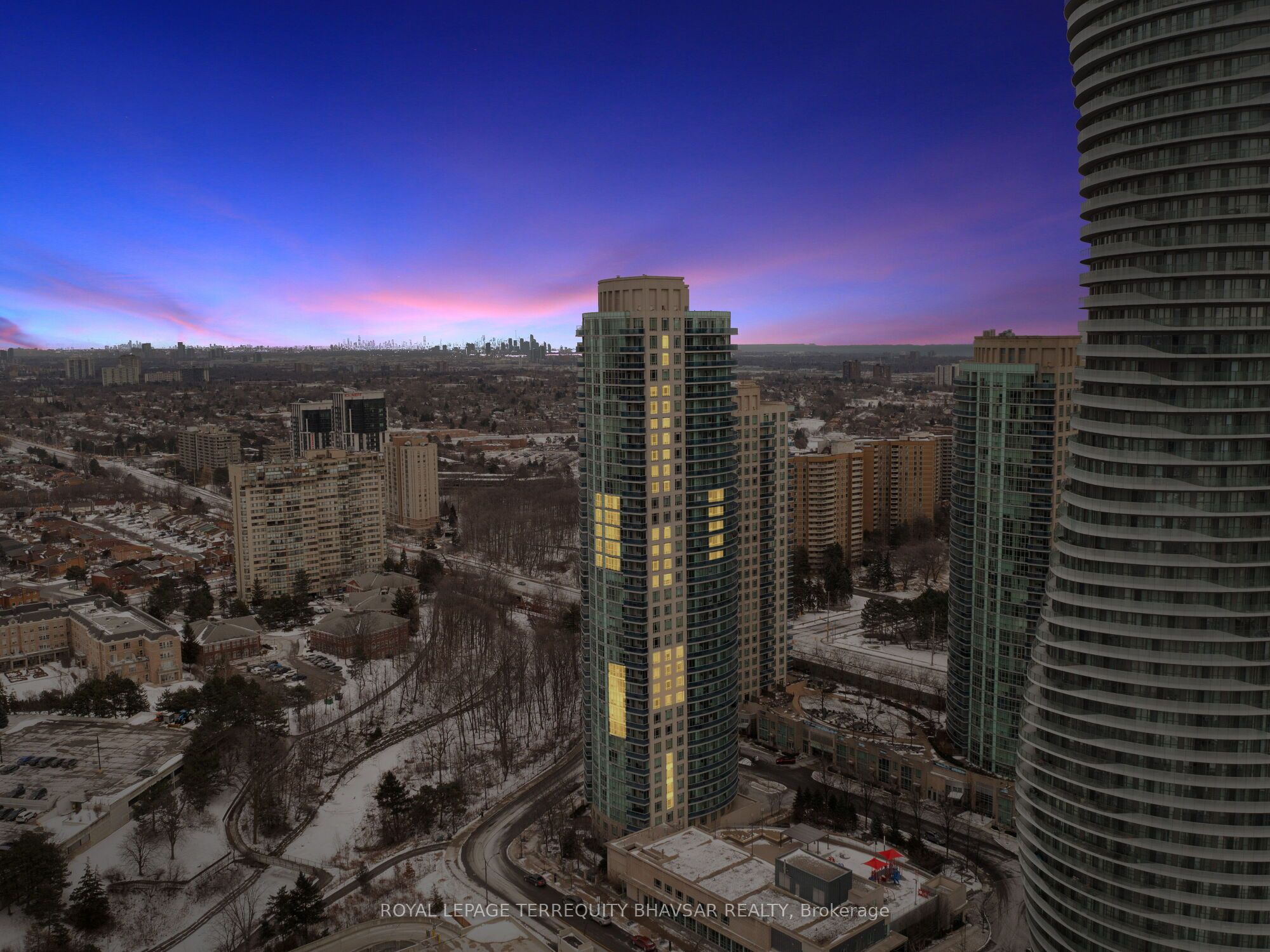 #1705 - 80 Absolute Avenue Property Photo 39