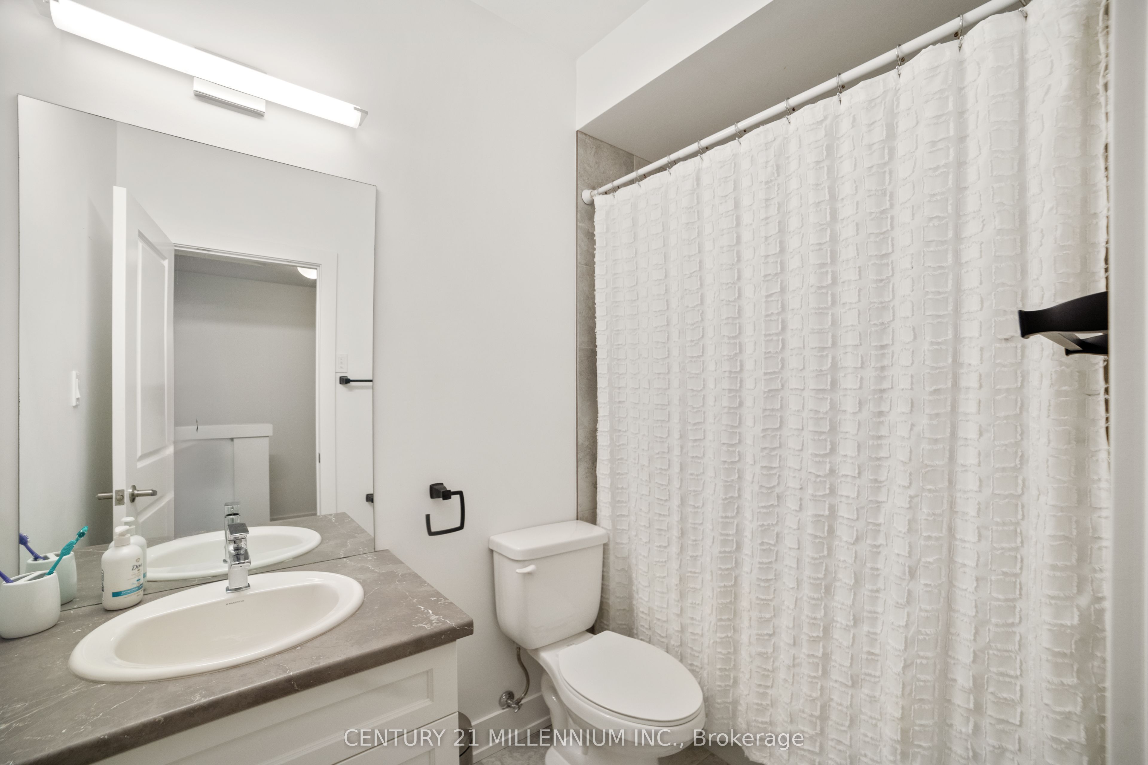 17 Centre Street 311 Property Photo 14