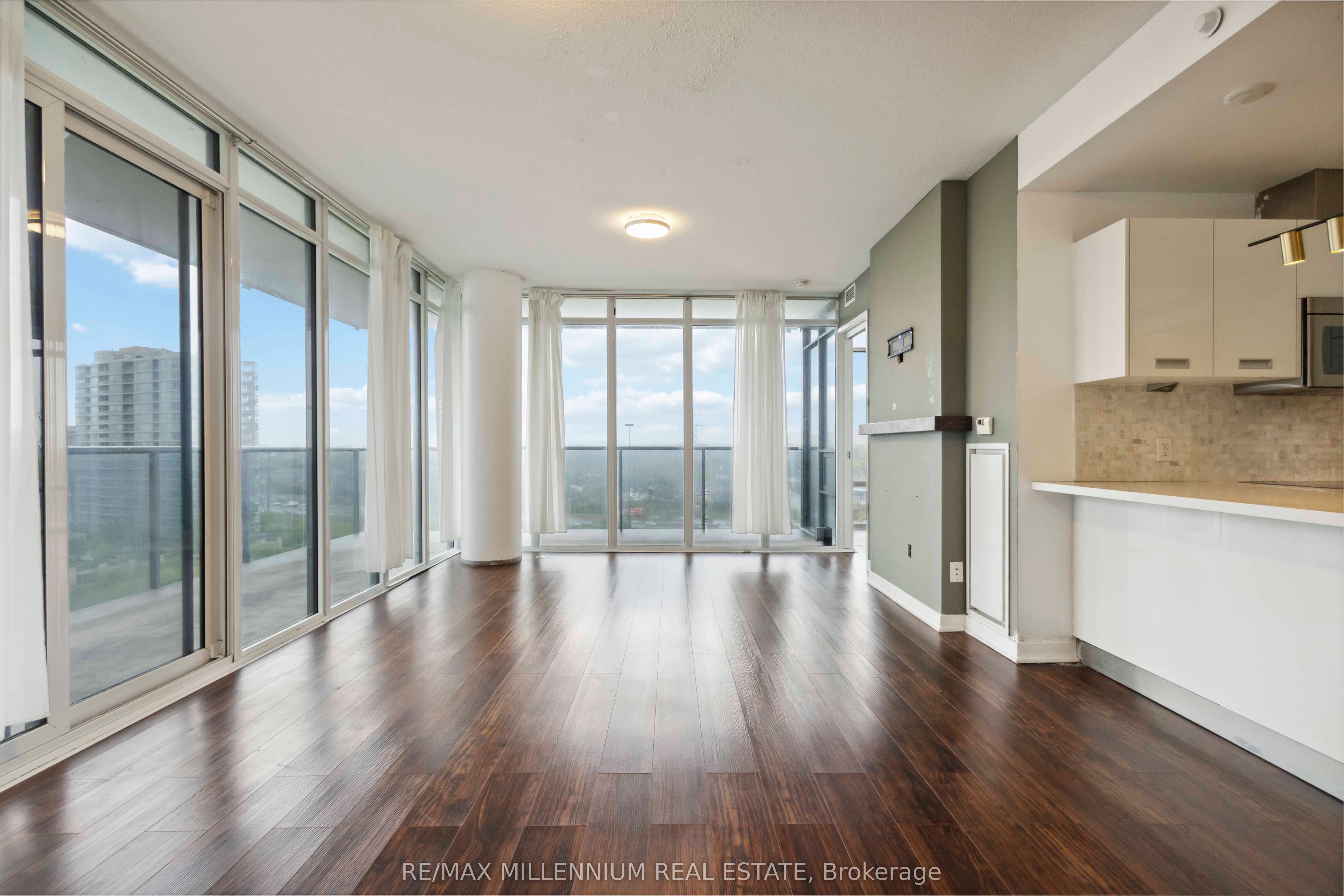90 Park Lawn Road 1616 Property Photo 20