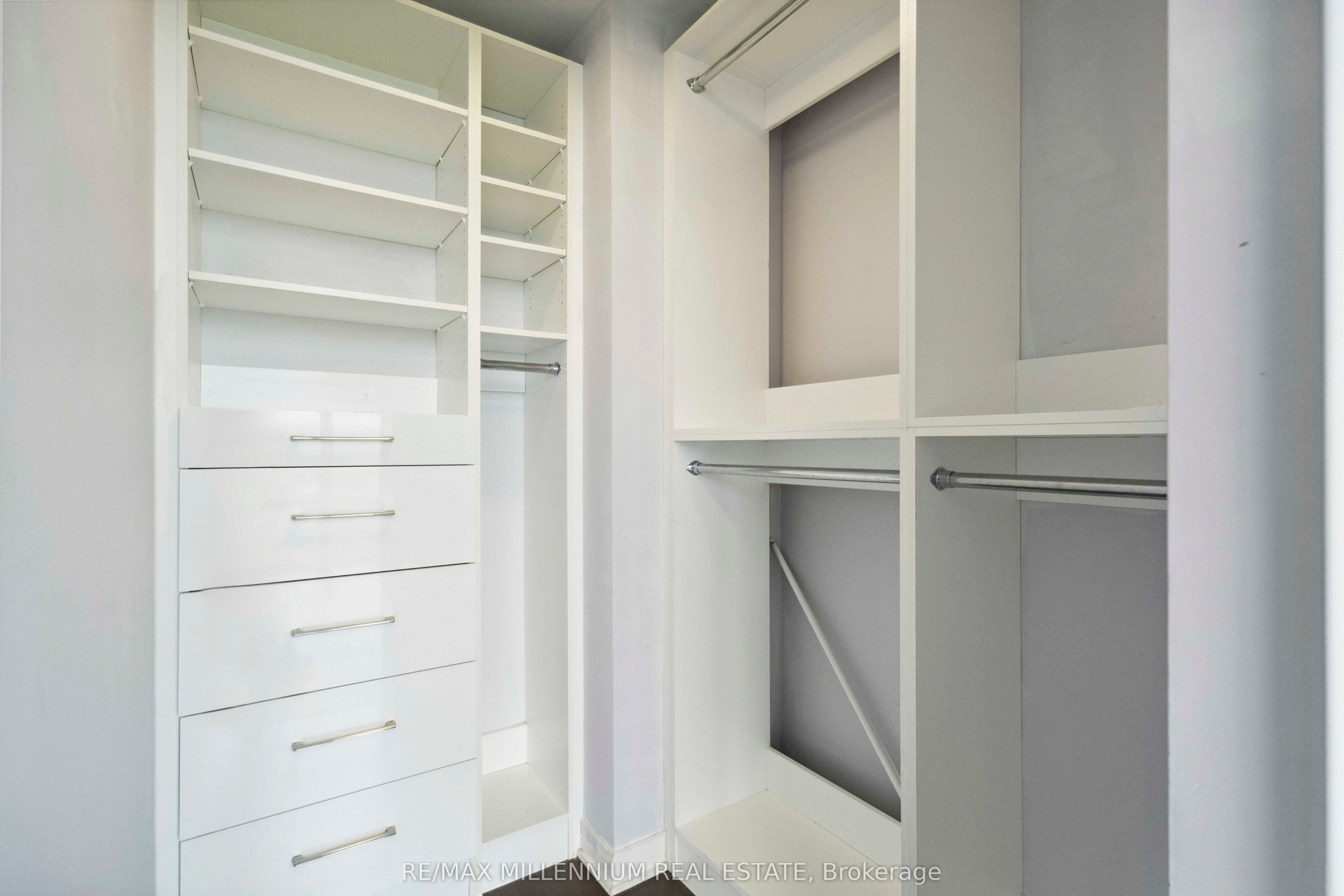 90 Park Lawn Road 1616 Property Photo 28