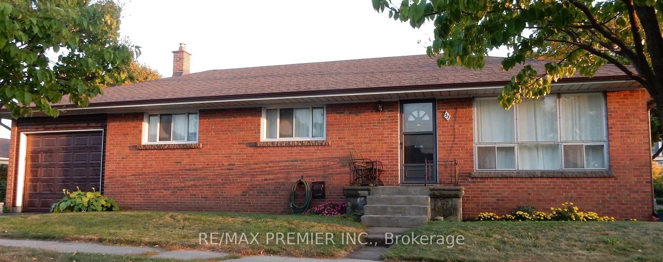 33 Warnica Avenue Property Photo 2