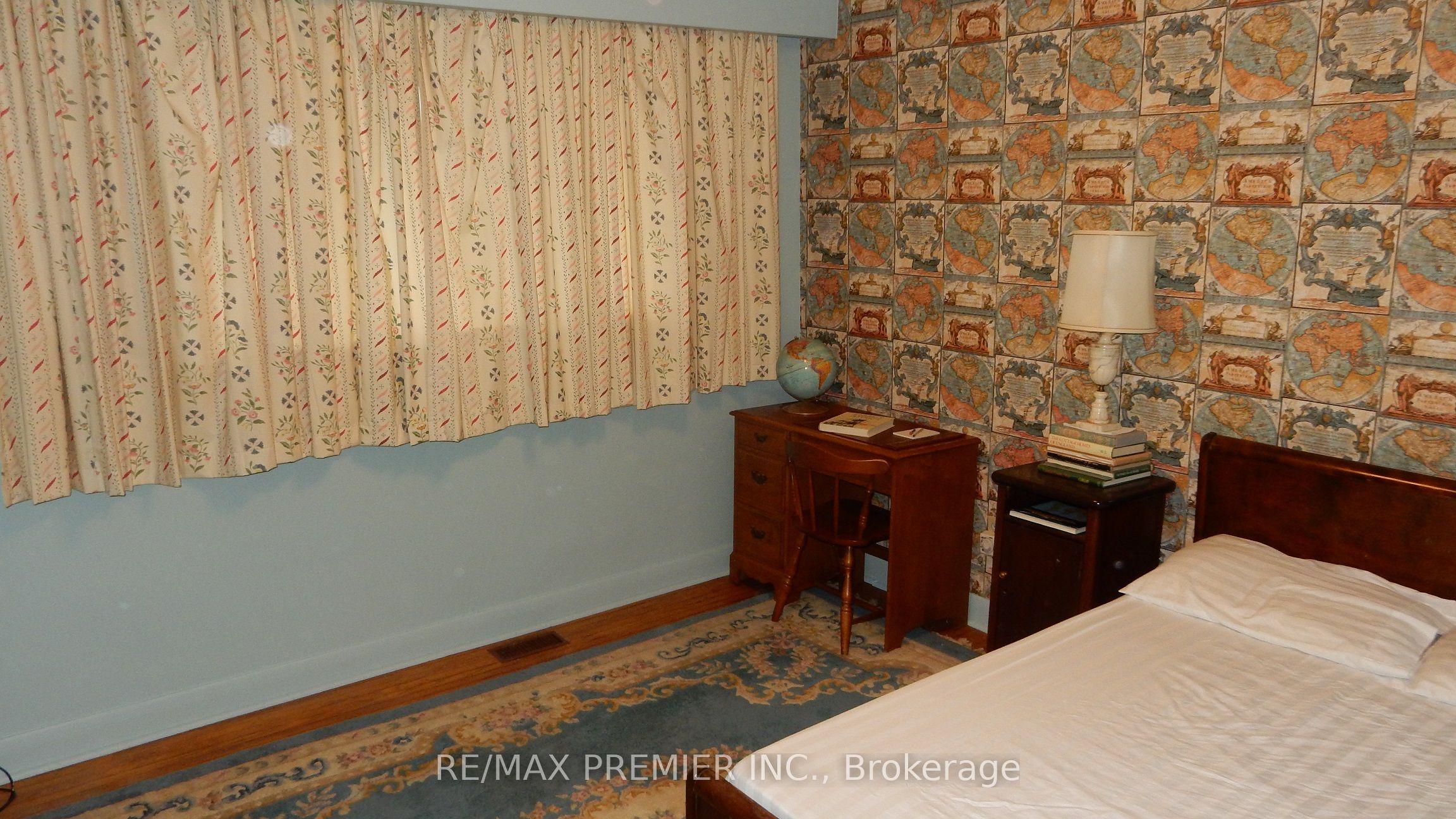 33 Warnica Avenue Property Photo 9